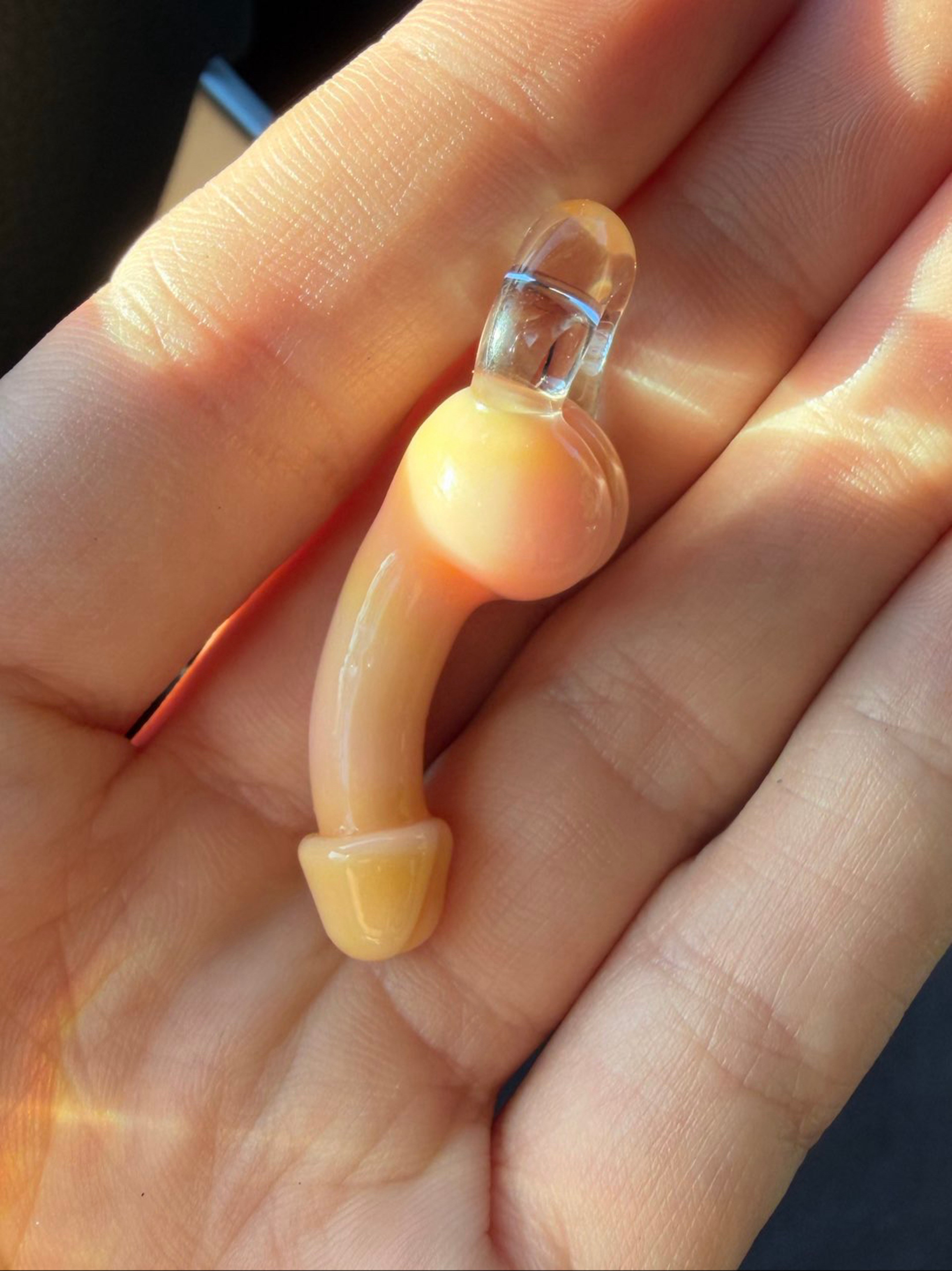 Preview pic of CloudedGlass Penis Pendy