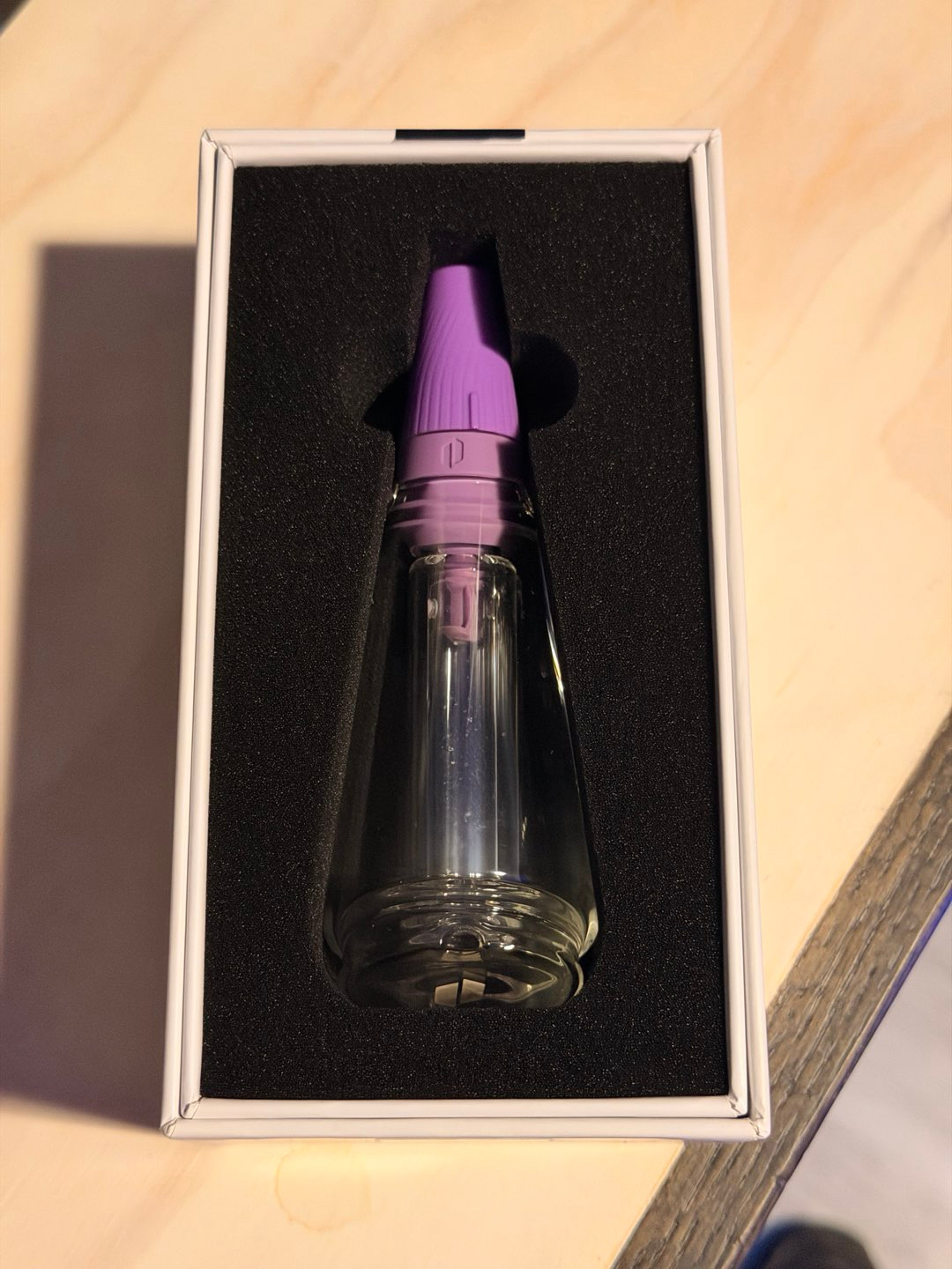 Preview pic of Puffco travel glass