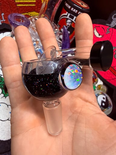Preview pic of Unlmtdglass swing bucket and cap with opals