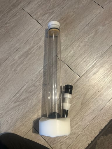 Preview pic of Jet Water Pipe aka NASA bong