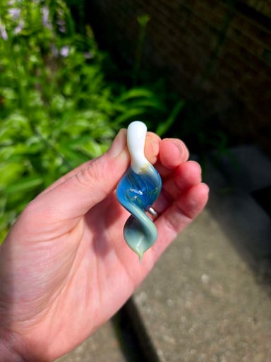 Preview pic of Ozone Twist Pendant