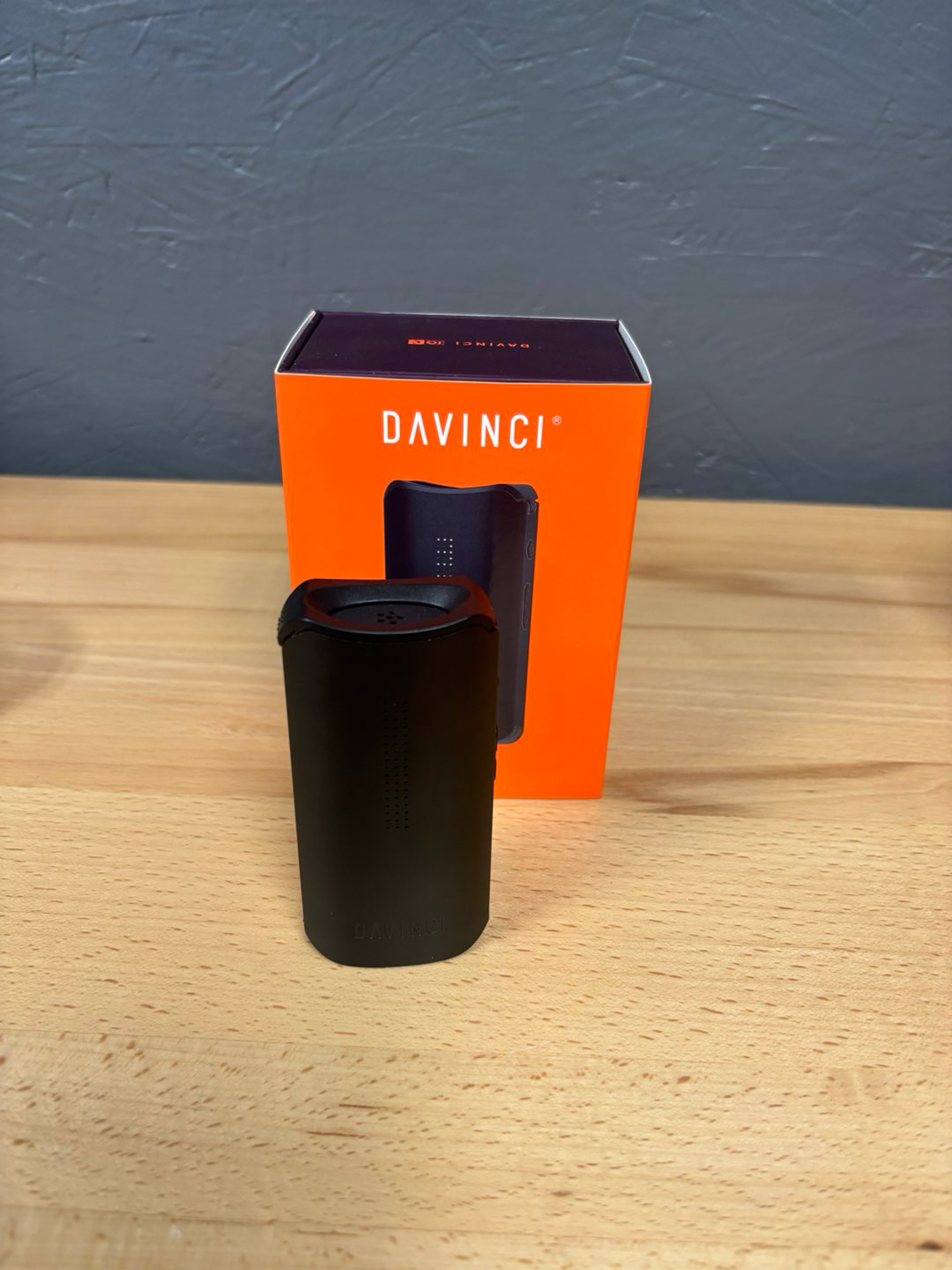 Davinci  iqc black brand new image 0