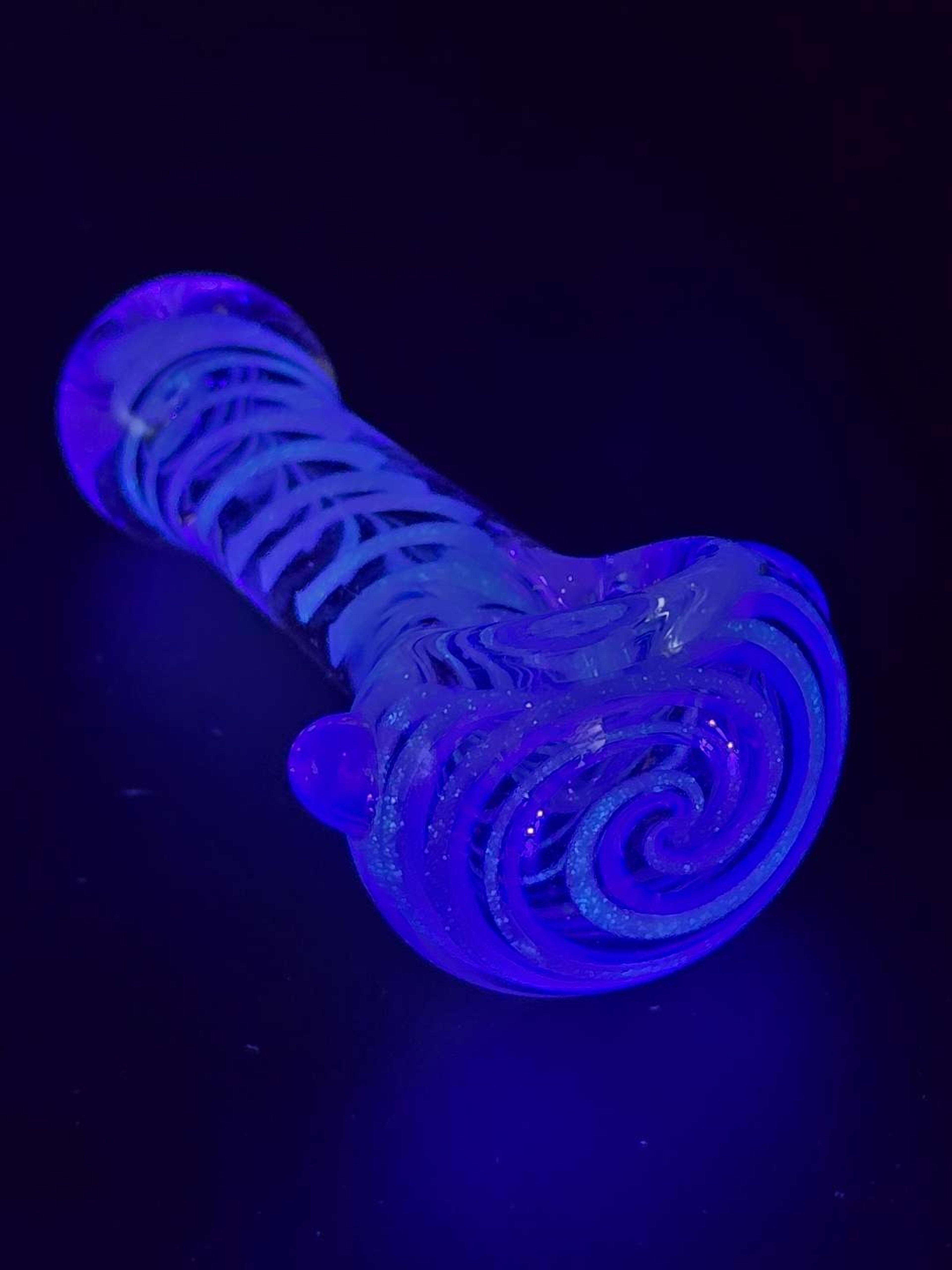 Preview pic of Glow In The Dark Pipe
