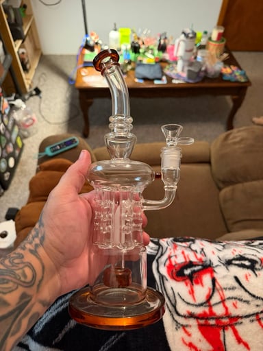 Preview pic of Headshop banger rig