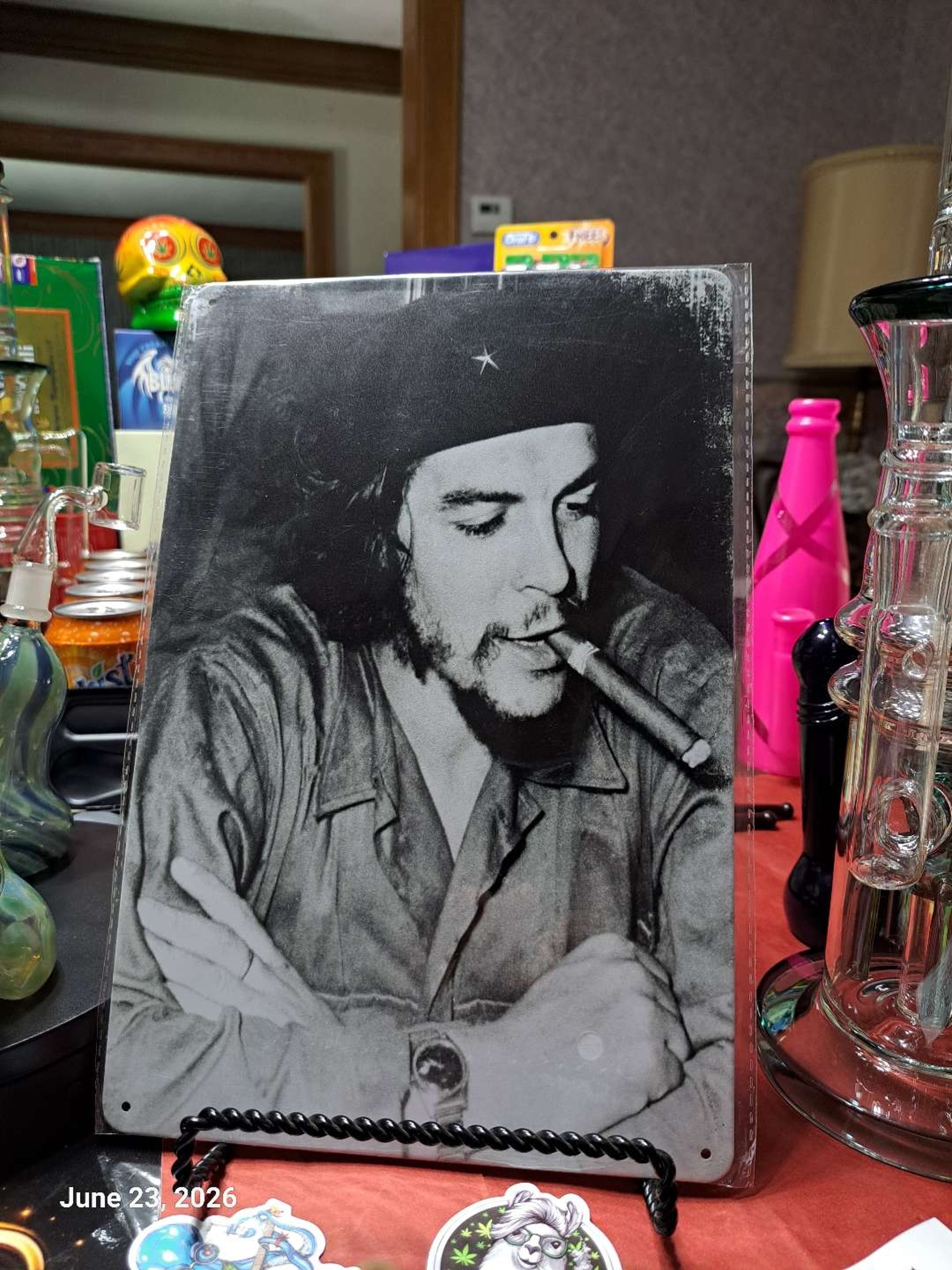Preview pic of Decorative Stoner  Image Tin 8x12 Che Guevara