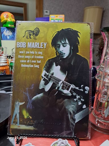 Preview pic of Decorative Stoner  Image Tin 8x12 Bob Marley