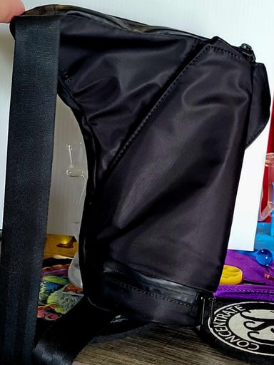 Preview pic of Puffco Peak Bag