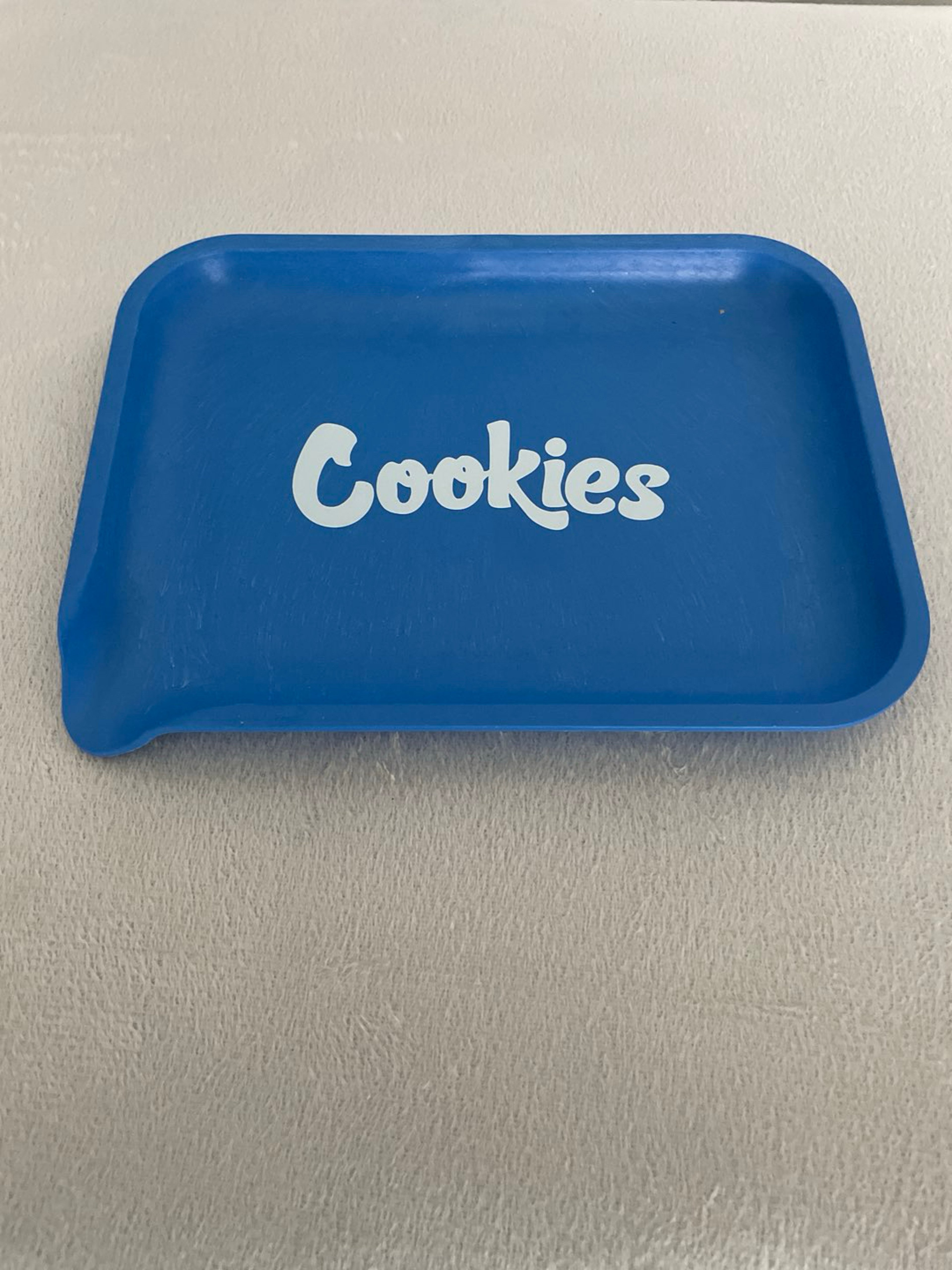 Preview pic of Trays and Grinder