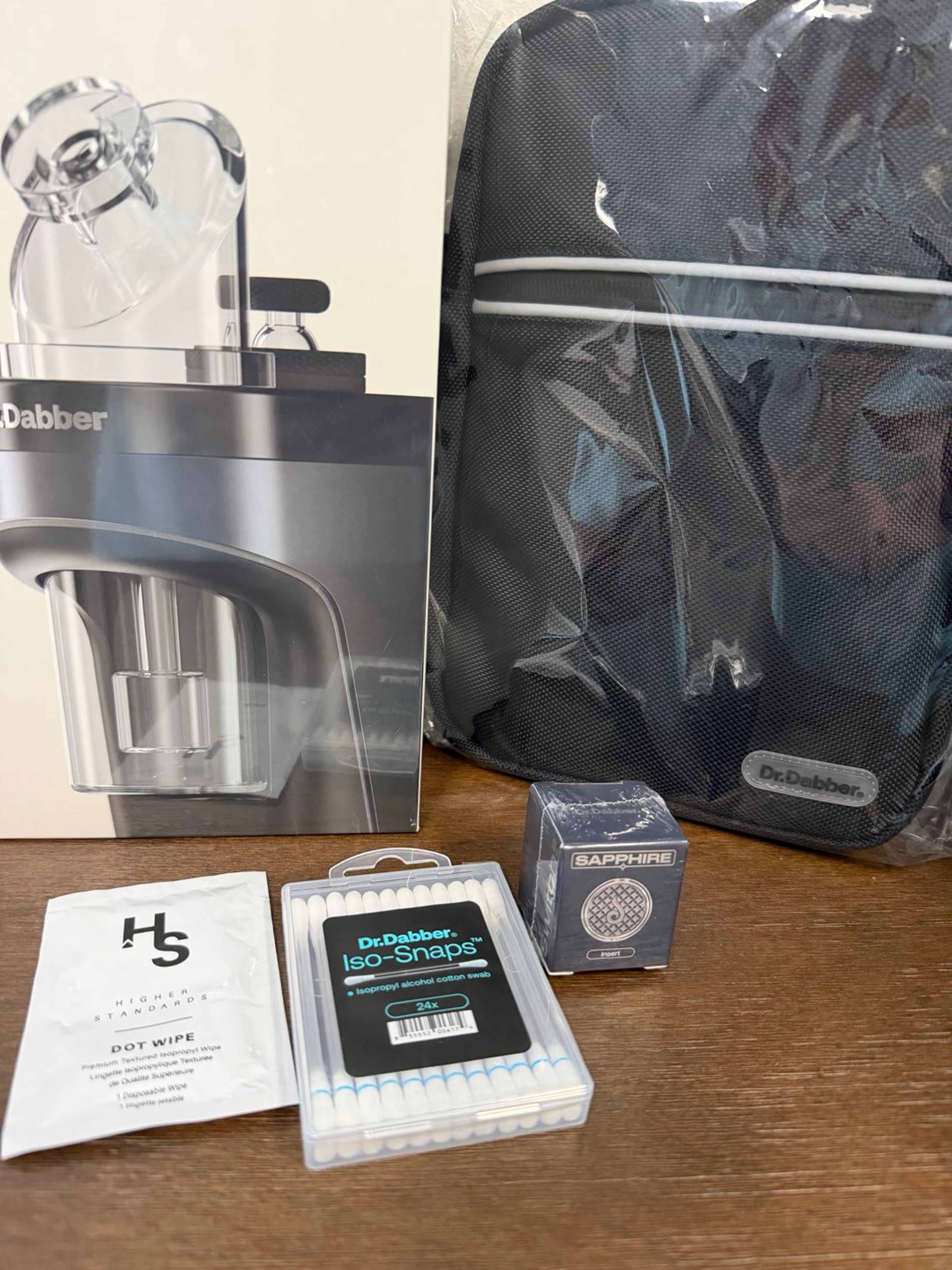 Preview pic of Dr. Dabber Switch 2 Sapphire Plus Tour Bag Bundle (New & Sealed)