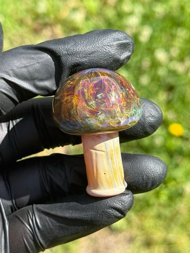 Preview pic of Psychedelic mushroom pivot top UV