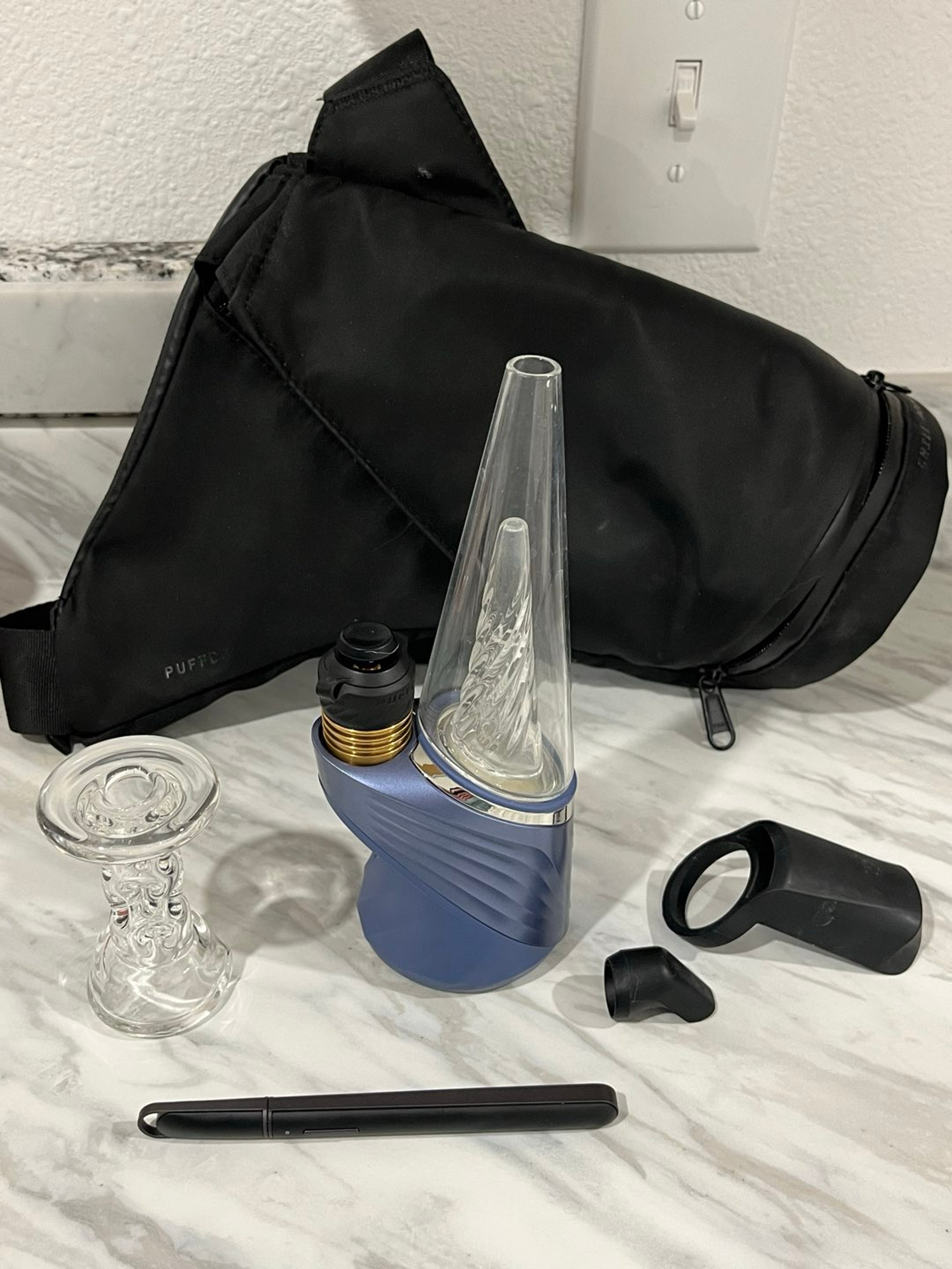 Preview pic of Puffco Peak Pro 3DXL Storm Bundle