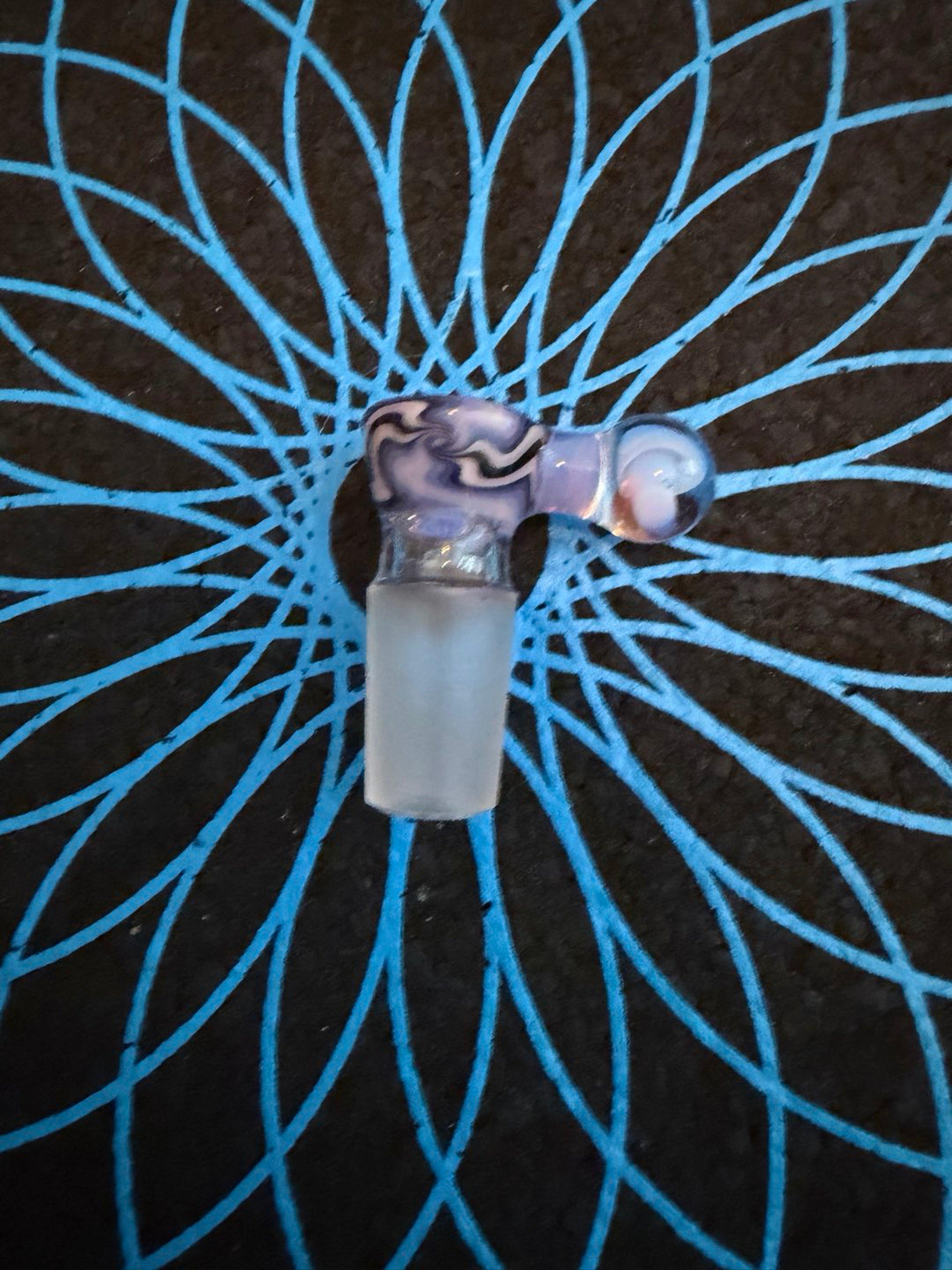 Preview pic of beerdoglass 18/3 slide (blue)