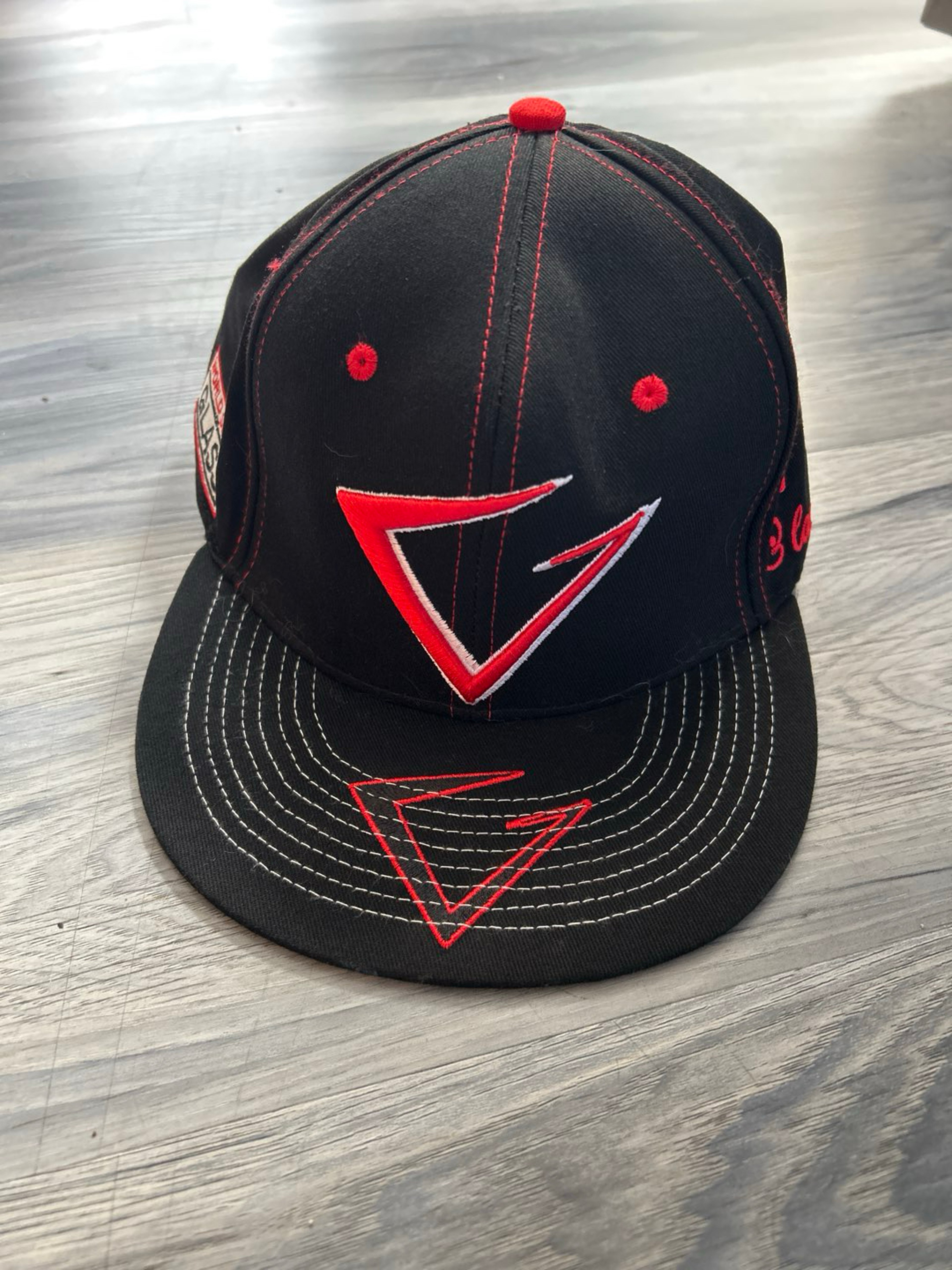 Preview pic of Glass vegas 2023 hat