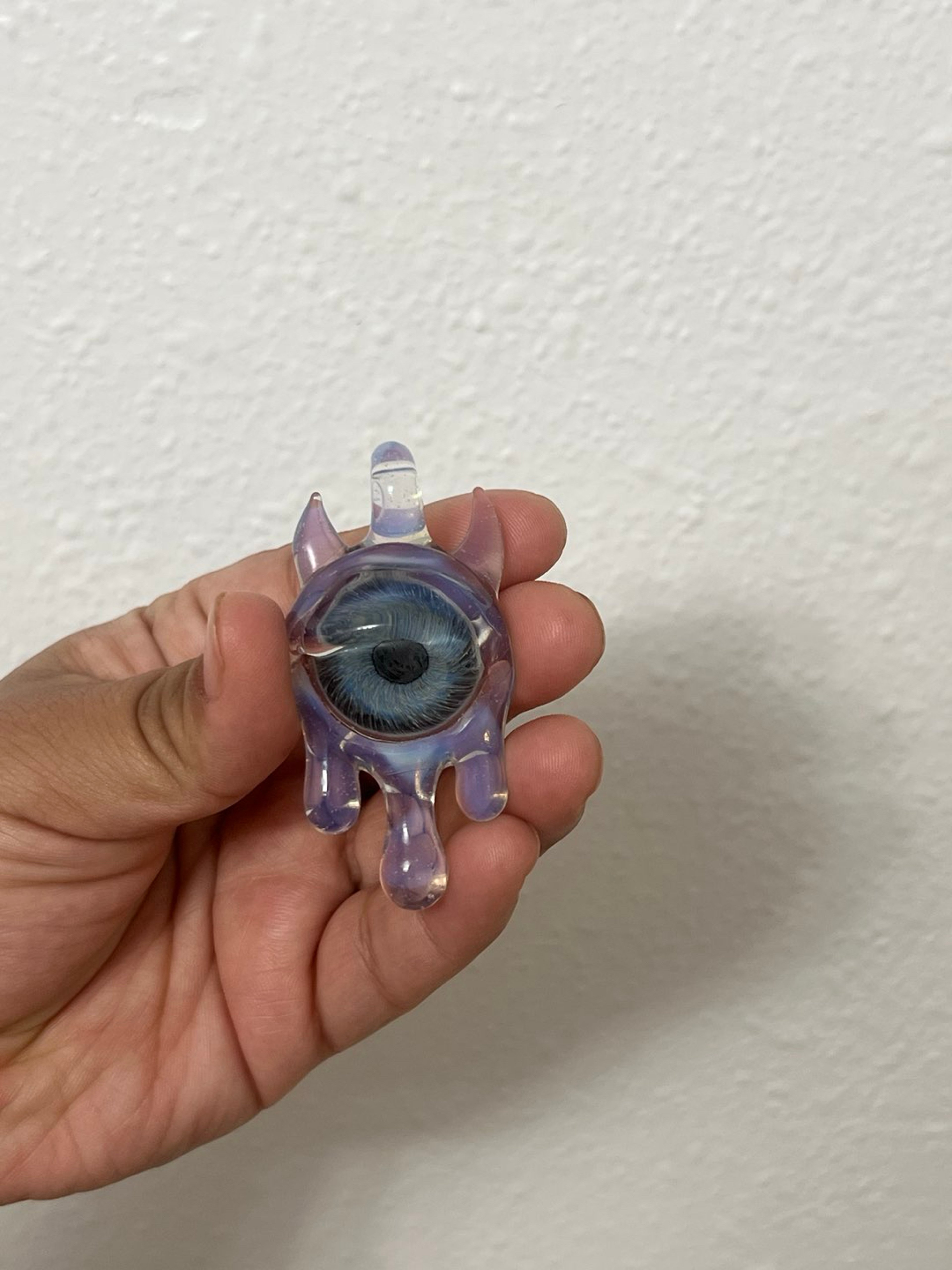 Preview pic of Eye Pendant