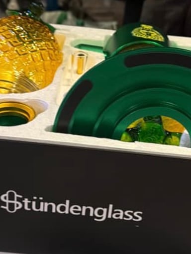 Preview pic of Lookalike Studenglass