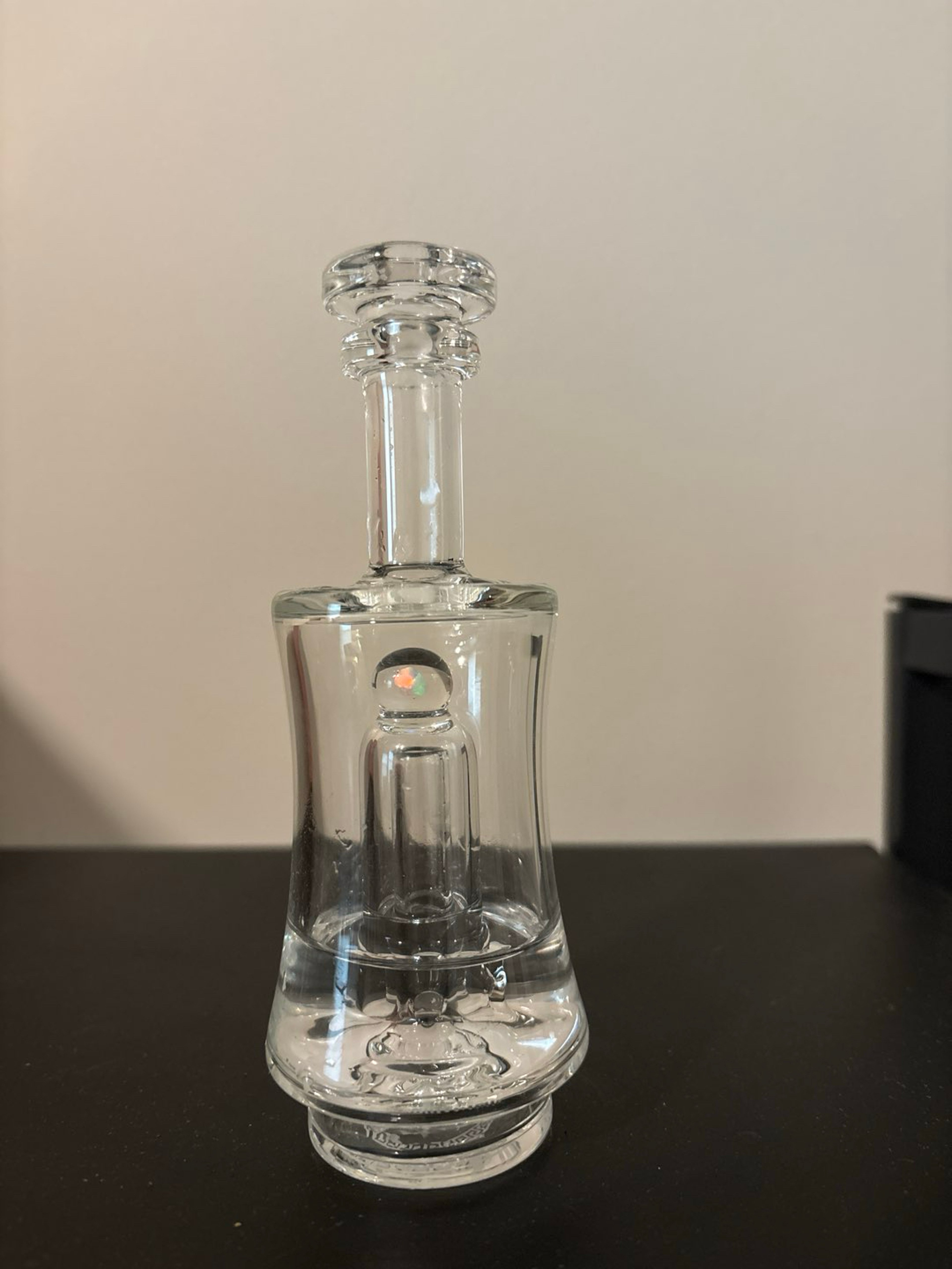 Preview pic of Superior shredder Clear opal Puffco top