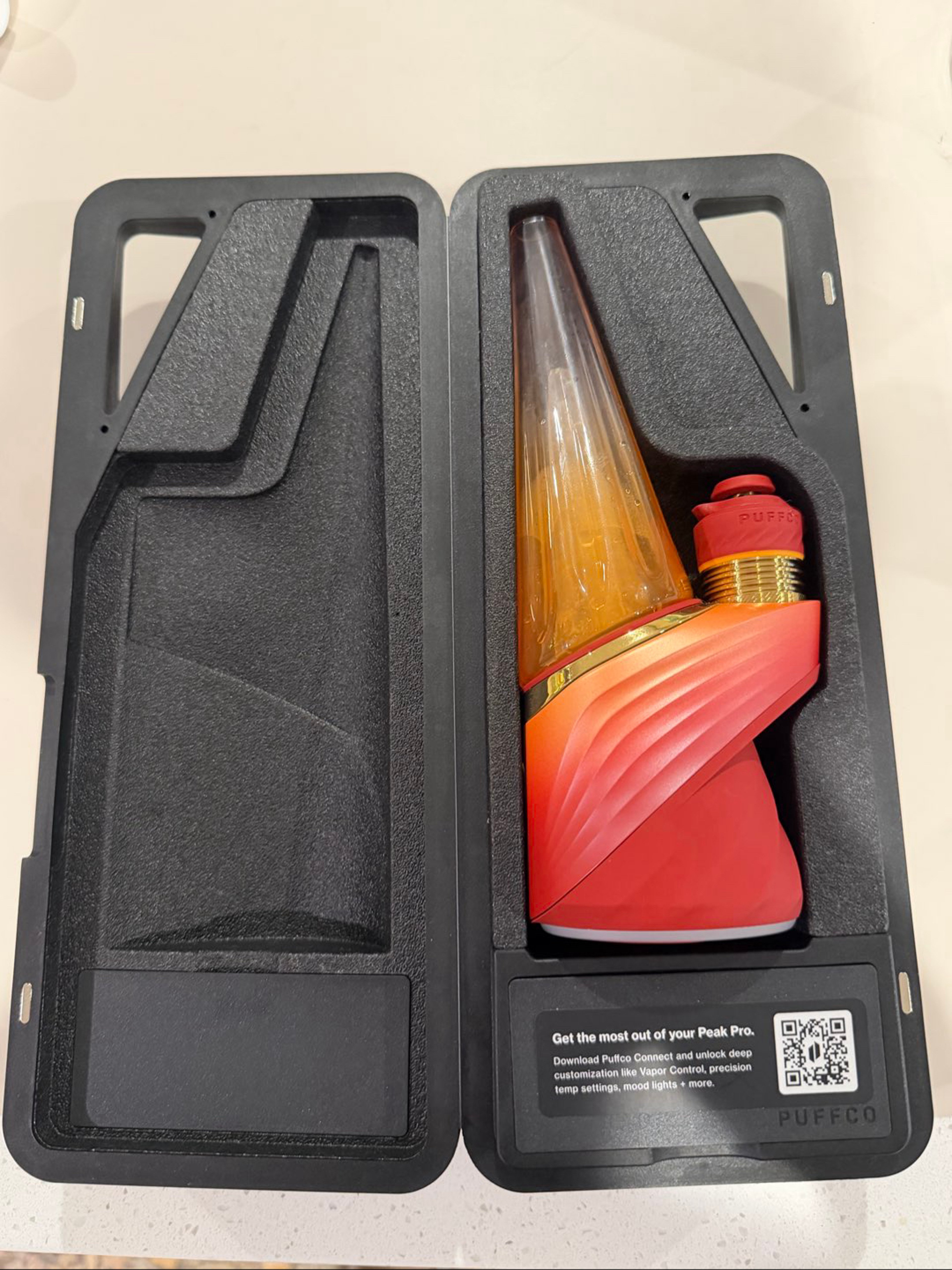 Preview pic of Puffco Peak Pro 3DXL (Daybreak) like new
