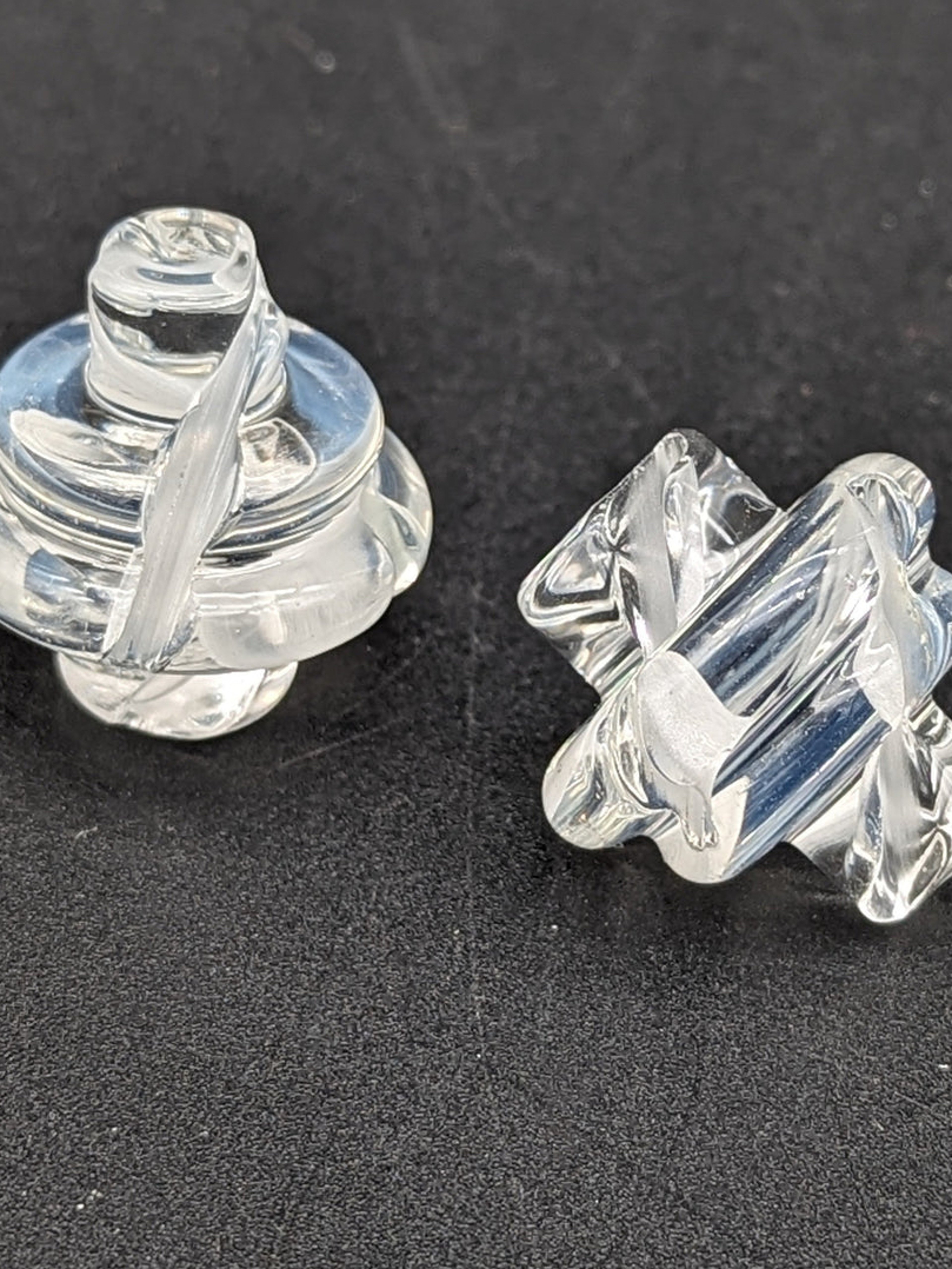 GREEK GLASS SLITTED SPINNER CAP image 0