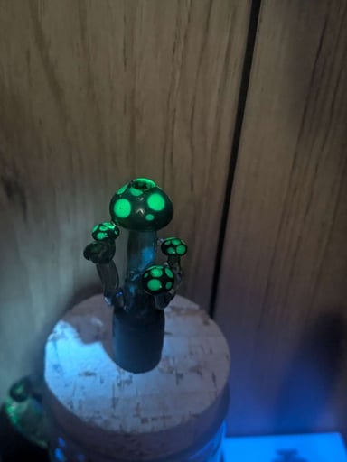 Preview pic of Biohazards mushroom pivot top