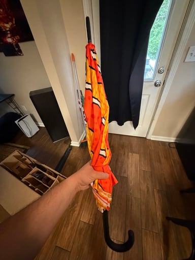 Preview pic of Lyons glass umbrella