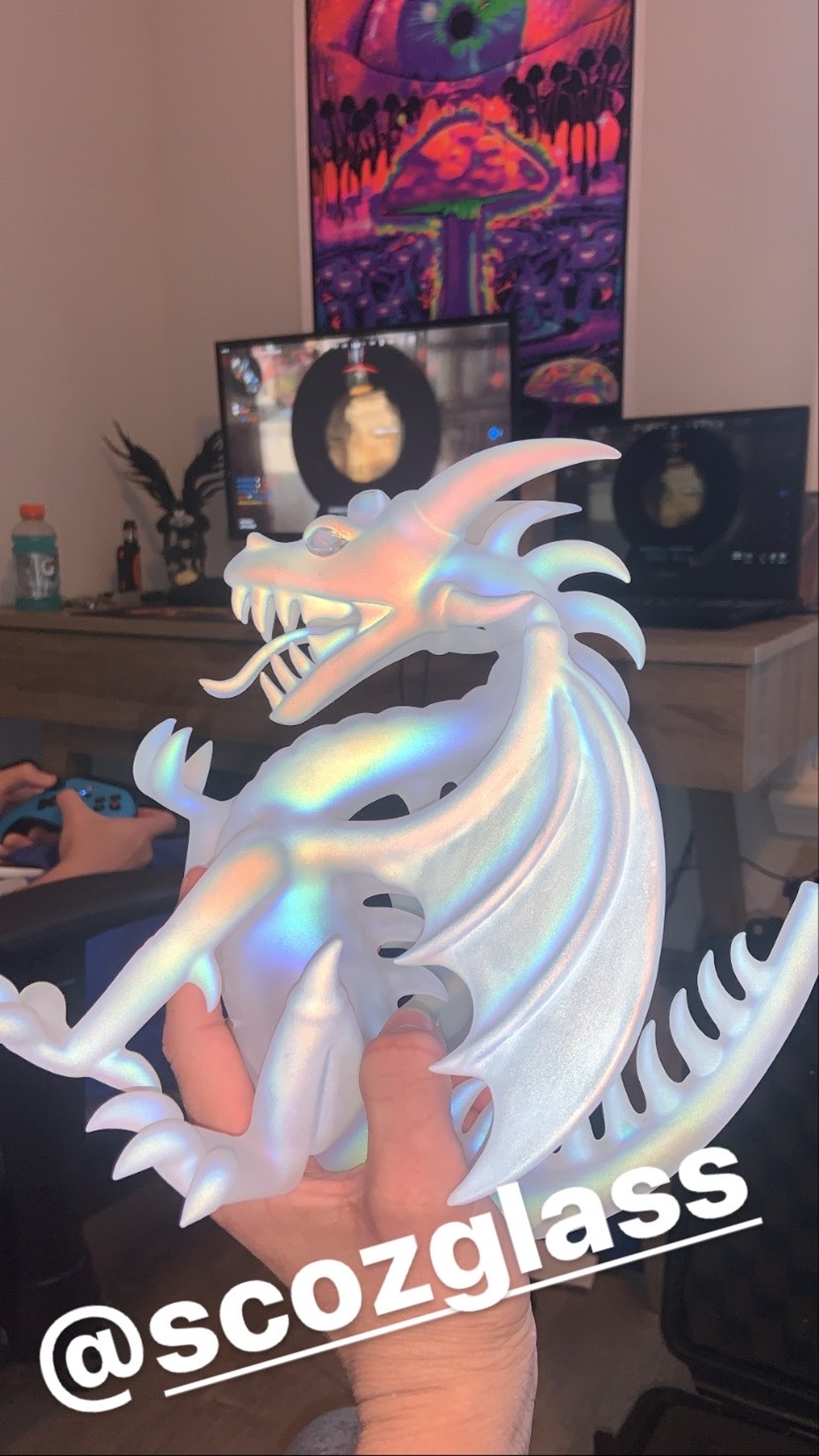Scoz Iridescent Dragon image 0
