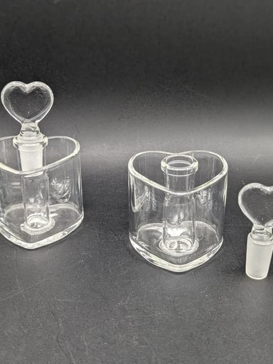 Preview pic of GREEK GLASS HEART SHAPED QTIP & ISO HOLDER