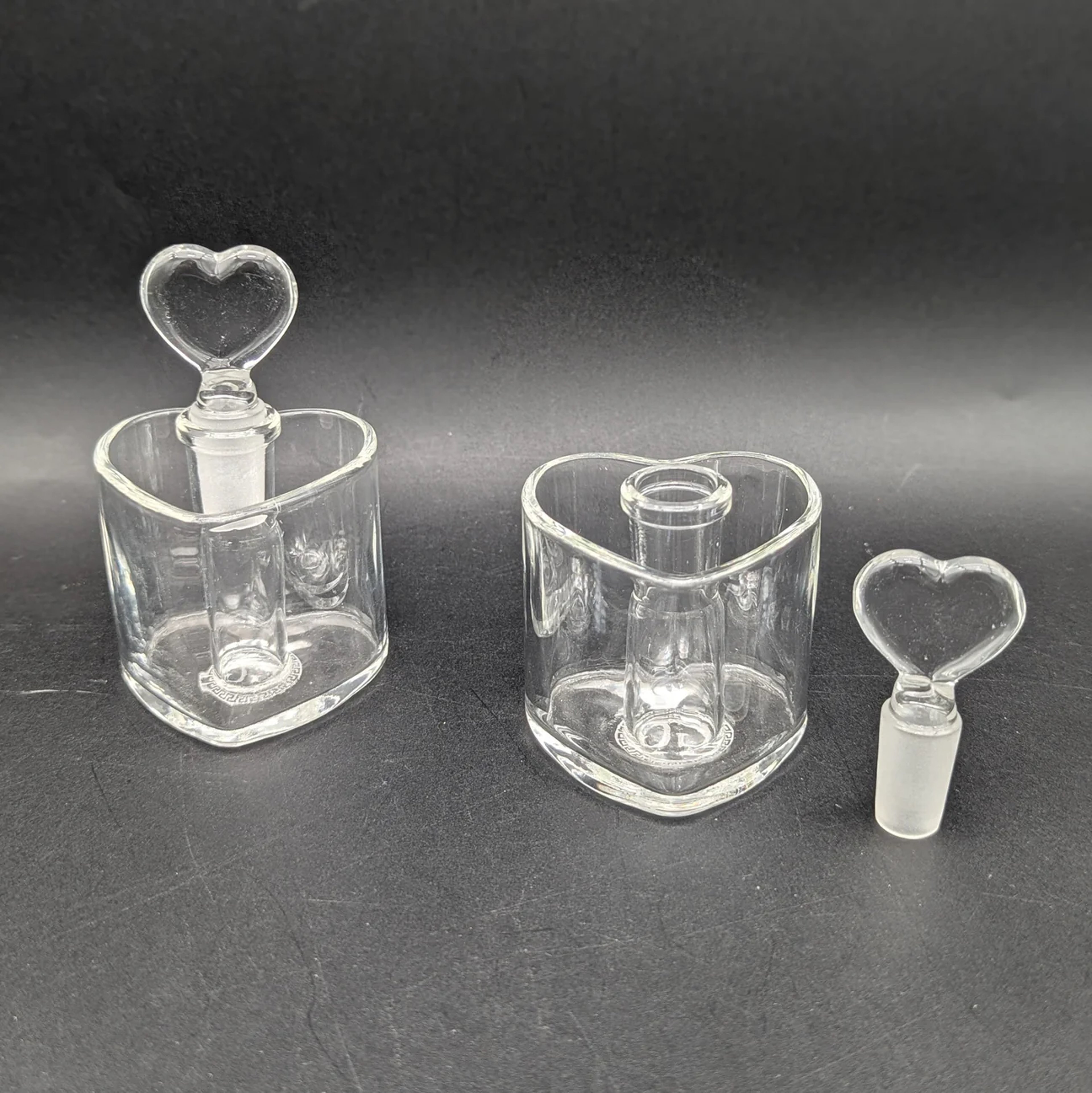 GREEK GLASS HEART SHAPED QTIP & ISO HOLDER image 0