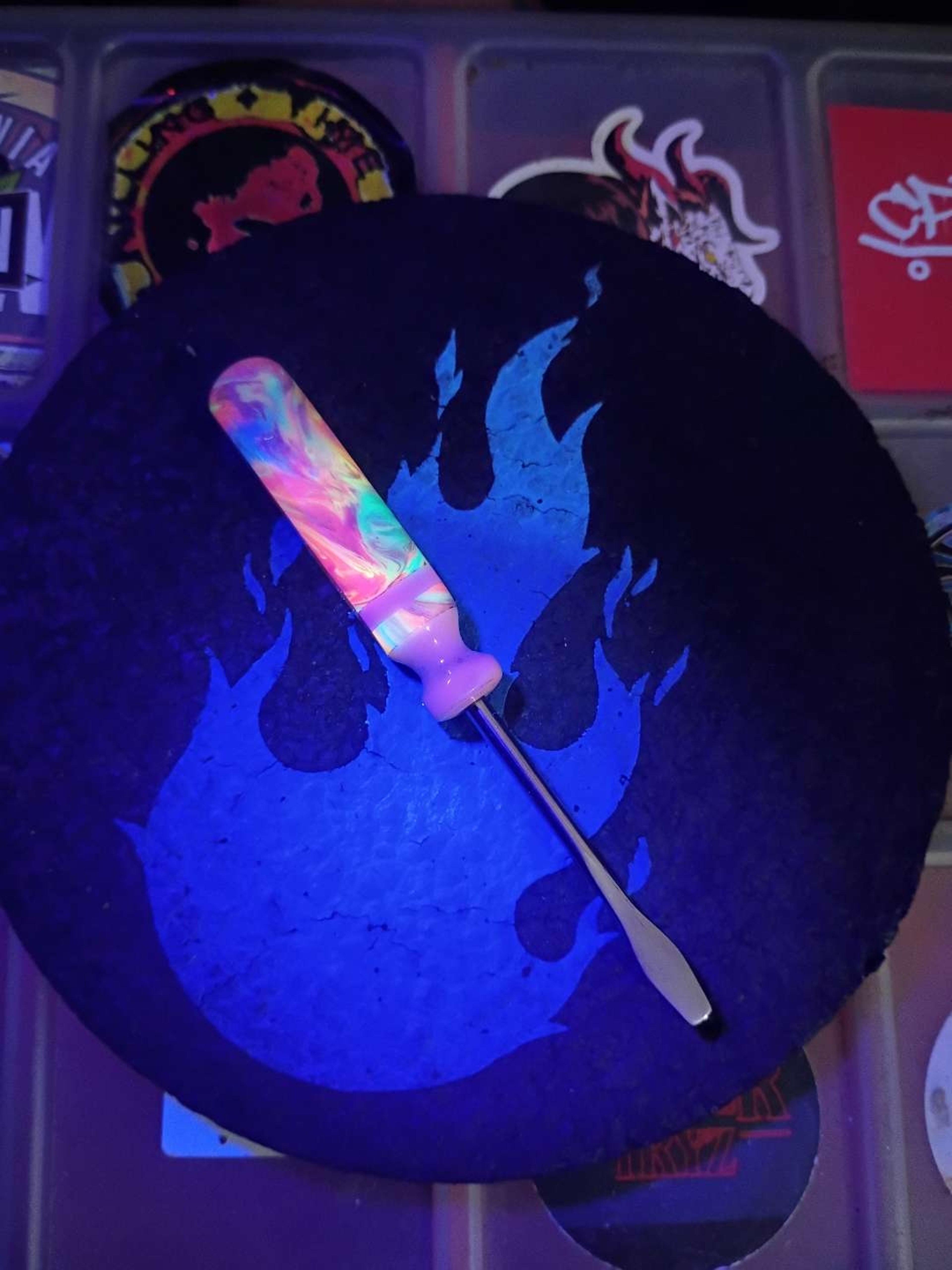 Preview pic of UV titanium screwdriver hashtool