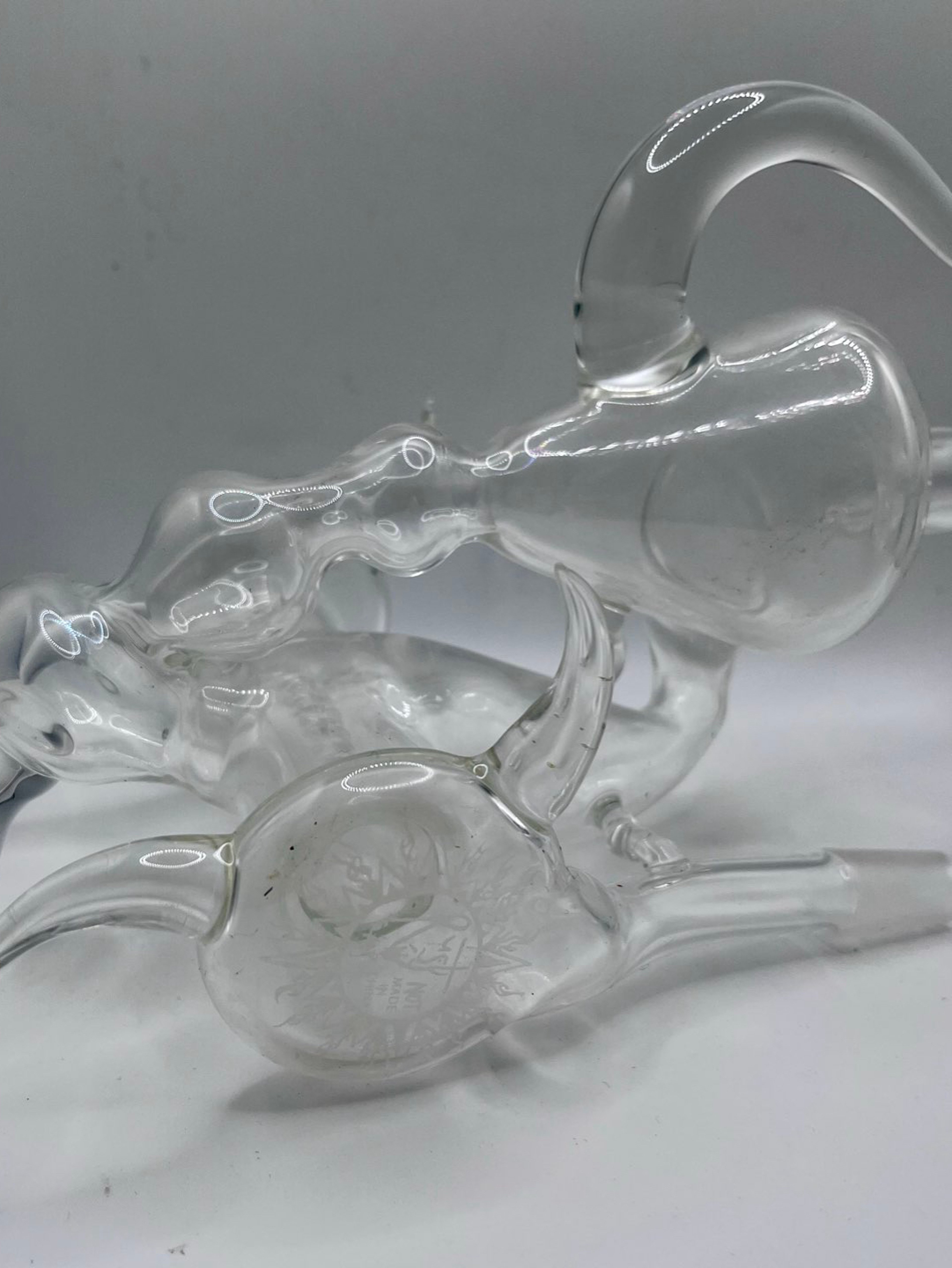 Preview pic of ### 🐘 Hand-Blown Clear Glass Elephant Rig