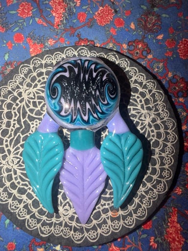 Preview pic of Grade A glassworx wigwag pendant
