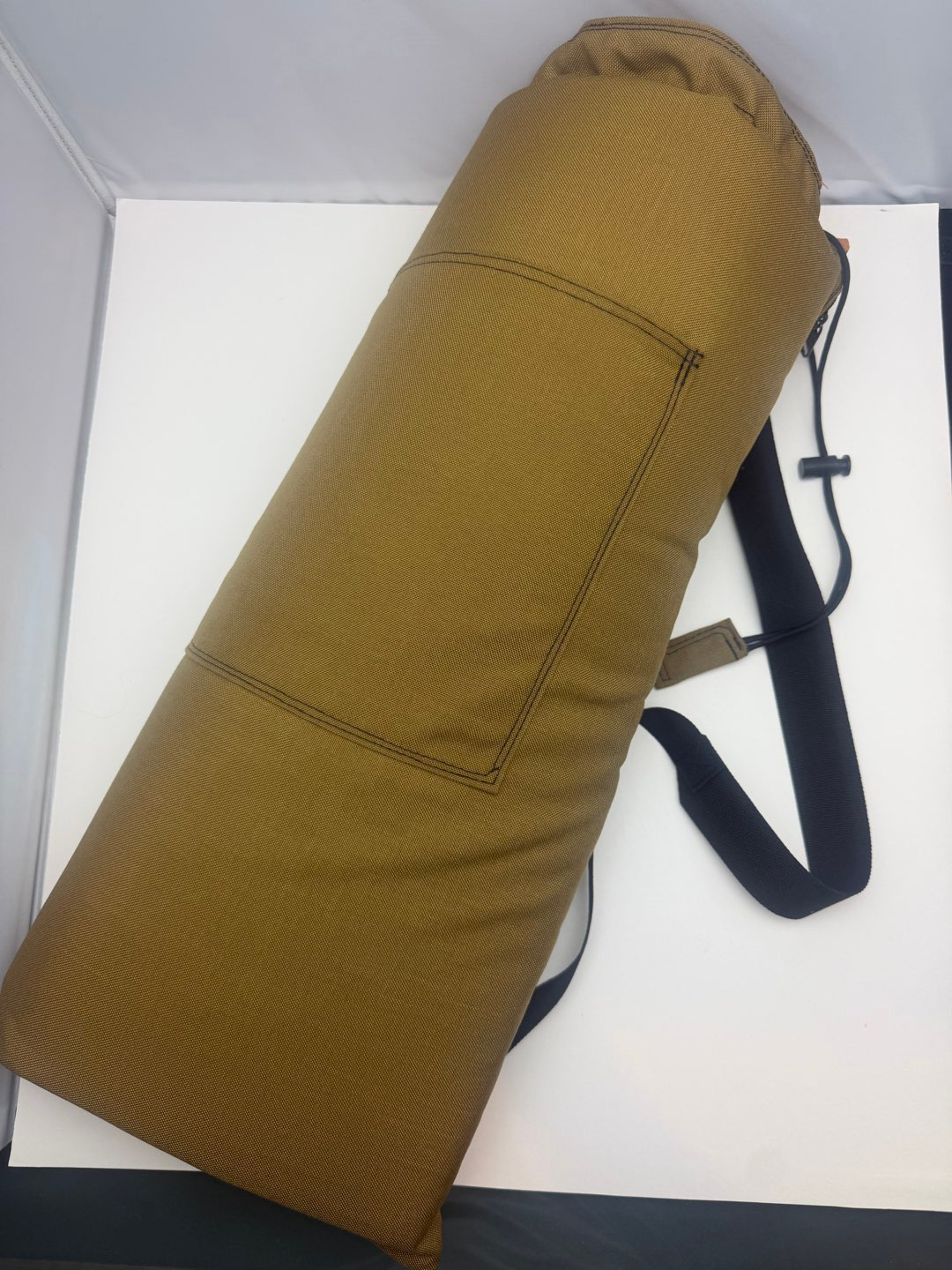 Preview pic of Solren Thread 22” Bong Bag