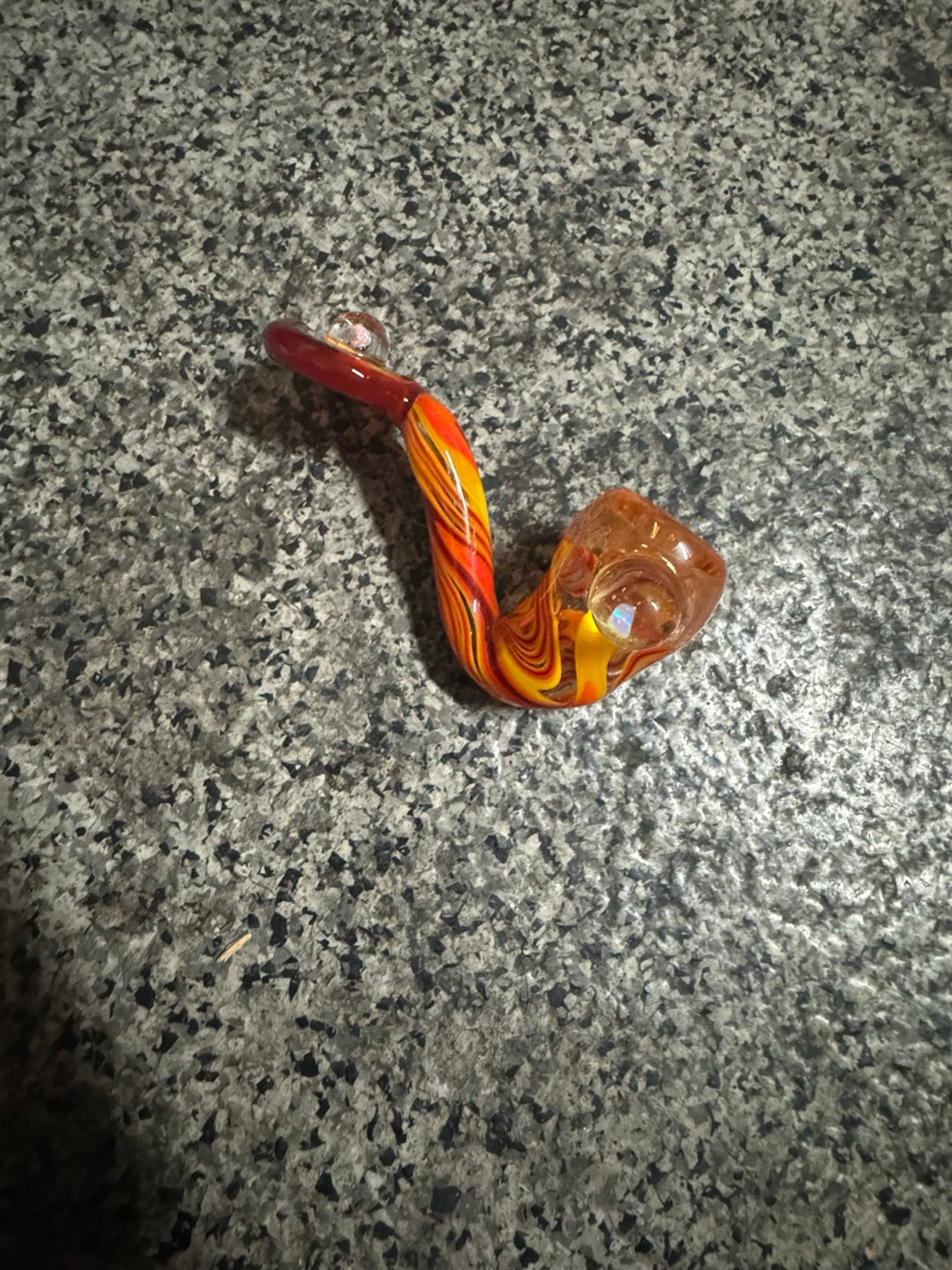 Preview pic of Aleycatglass dry pipe 2017