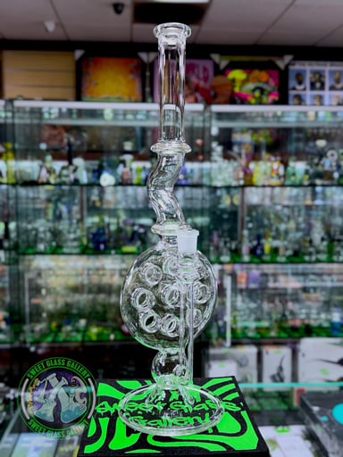 Preview pic of Uzzi Glass - Rig #28 - Swiss Tube