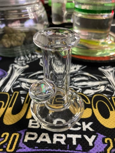 Preview pic of Clear Iridescent Glass Dry Top With Opal