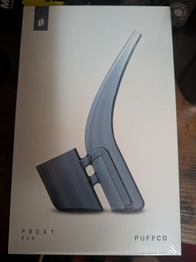Preview pic of Puffco proxy storm bubbler