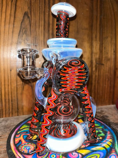 Preview pic of Clarkie Clark glass recycler
