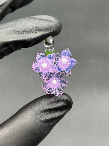 Preview pic of Floral pendant