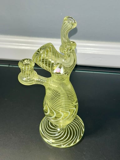 Preview pic of jmass 10mm uv sherlock bottle rig