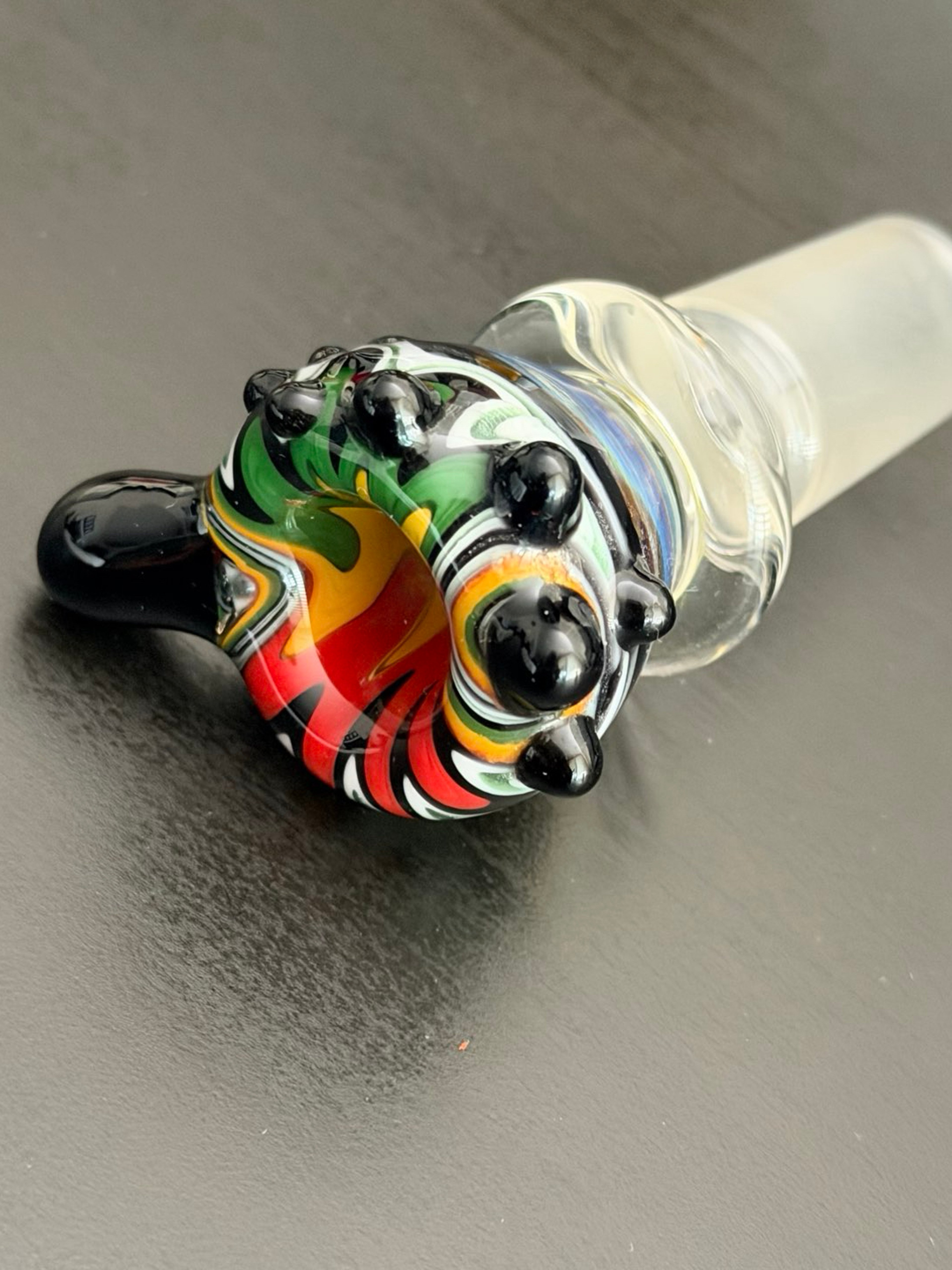Handmade Artisan Glass Bowl / Slide image 0