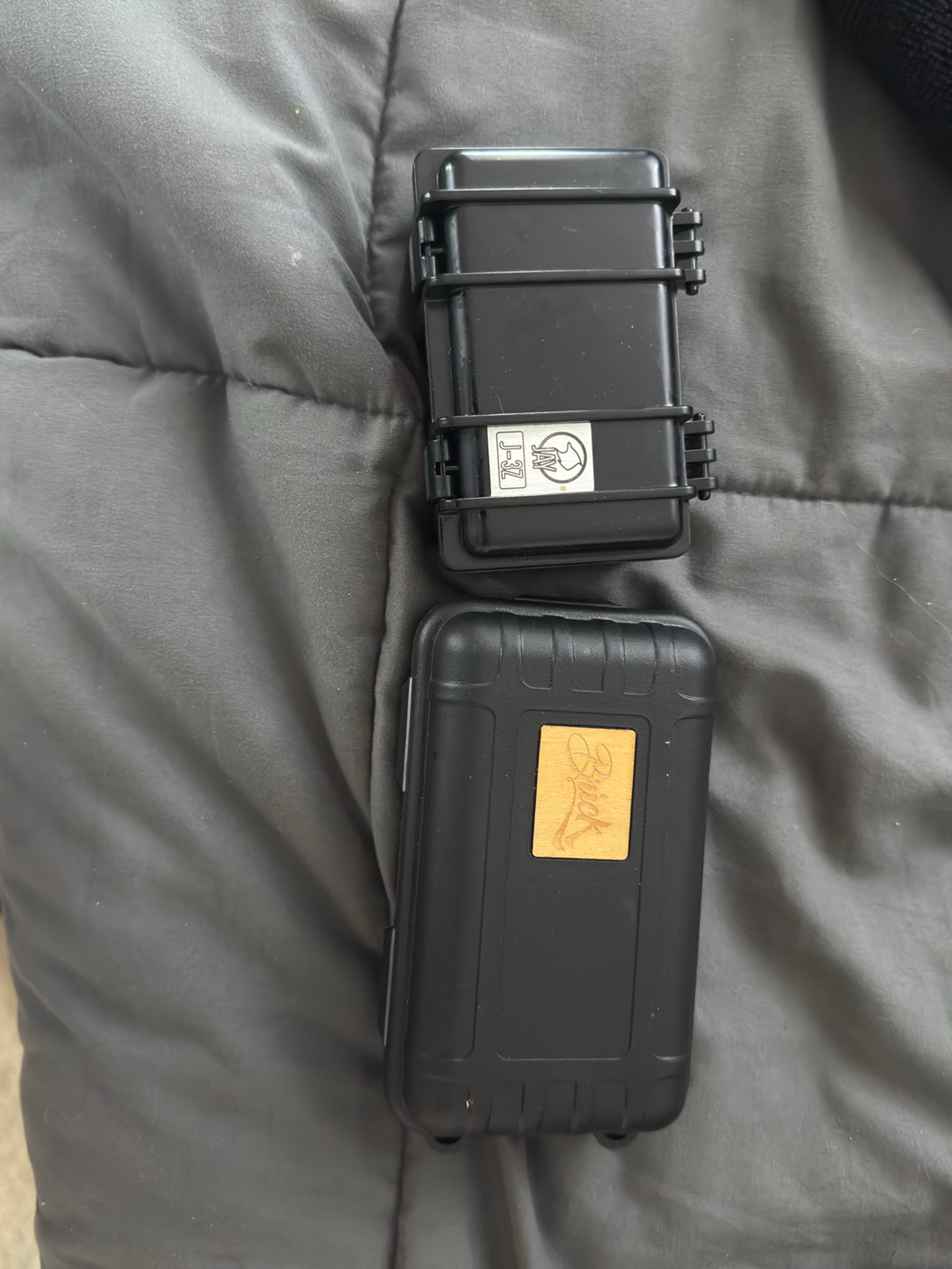 Preview pic of Brick Hard Case! J-32 Hard Case! Trusted Seller! Same Day Shipping!