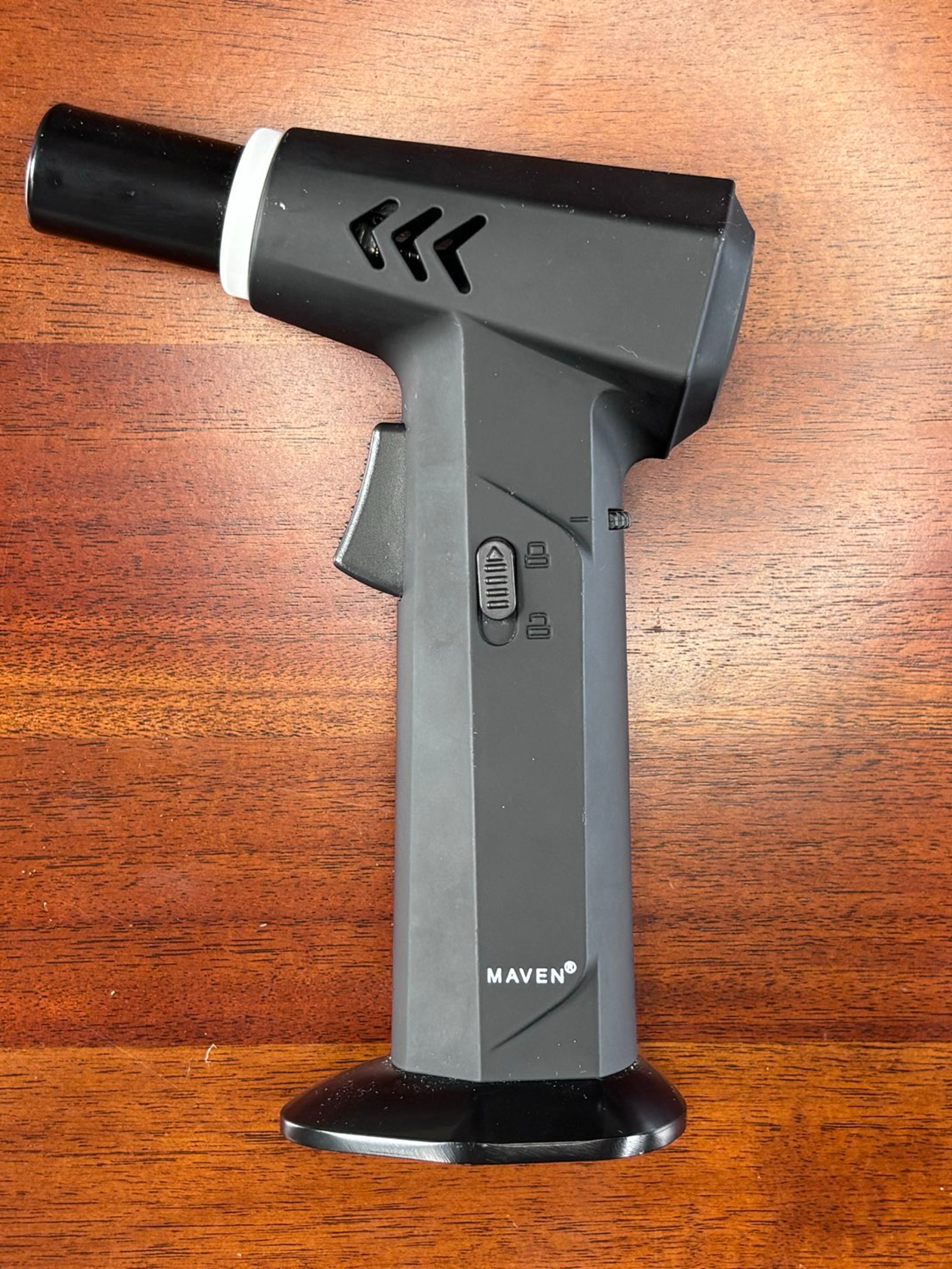 Preview pic of Maven Butane Handheld Jet Torch Torch Lighter - Black/Gray