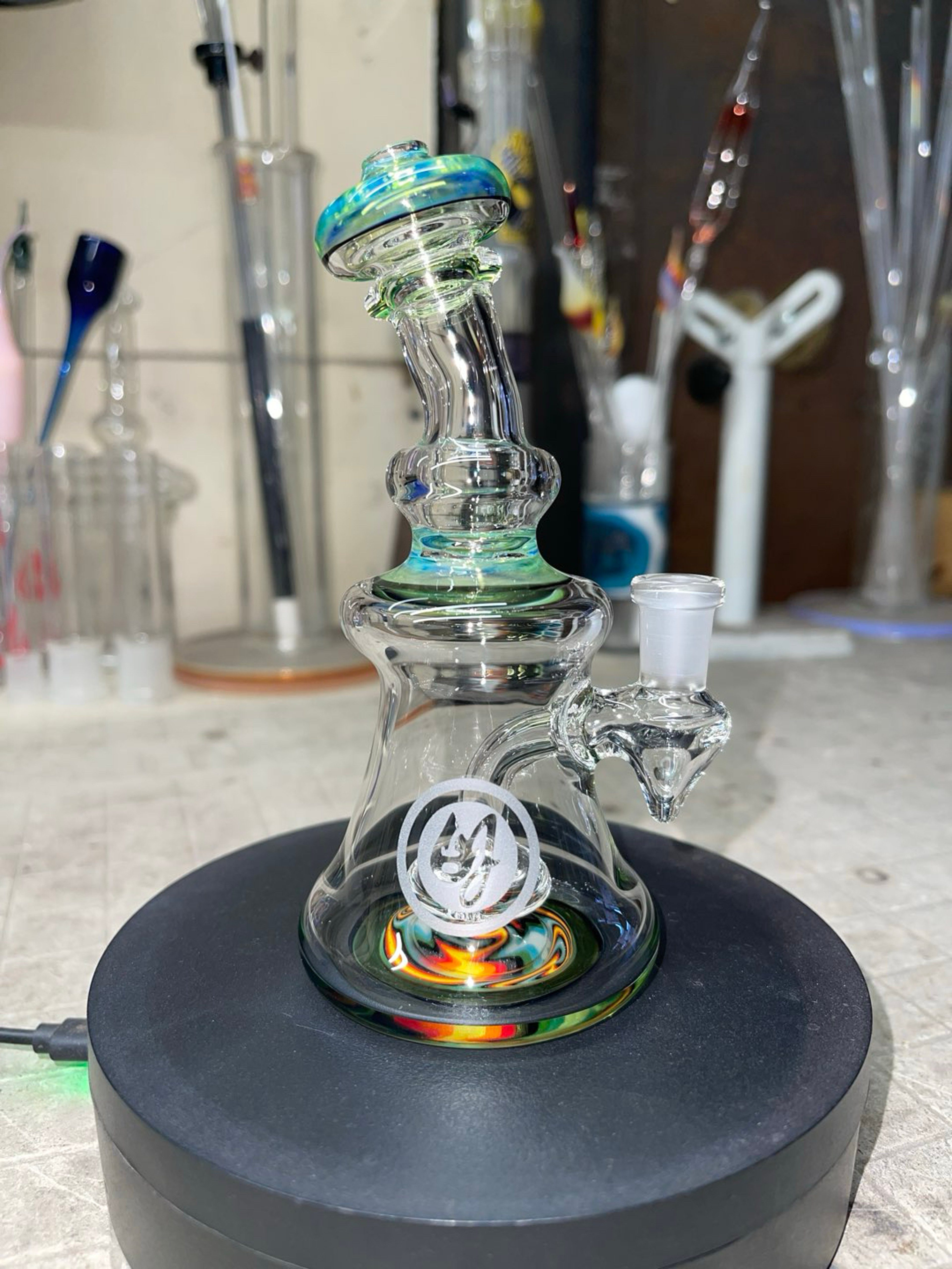 5.5” tall, 10mm joint, ectoplasm color accents, 4 slits perc image 0