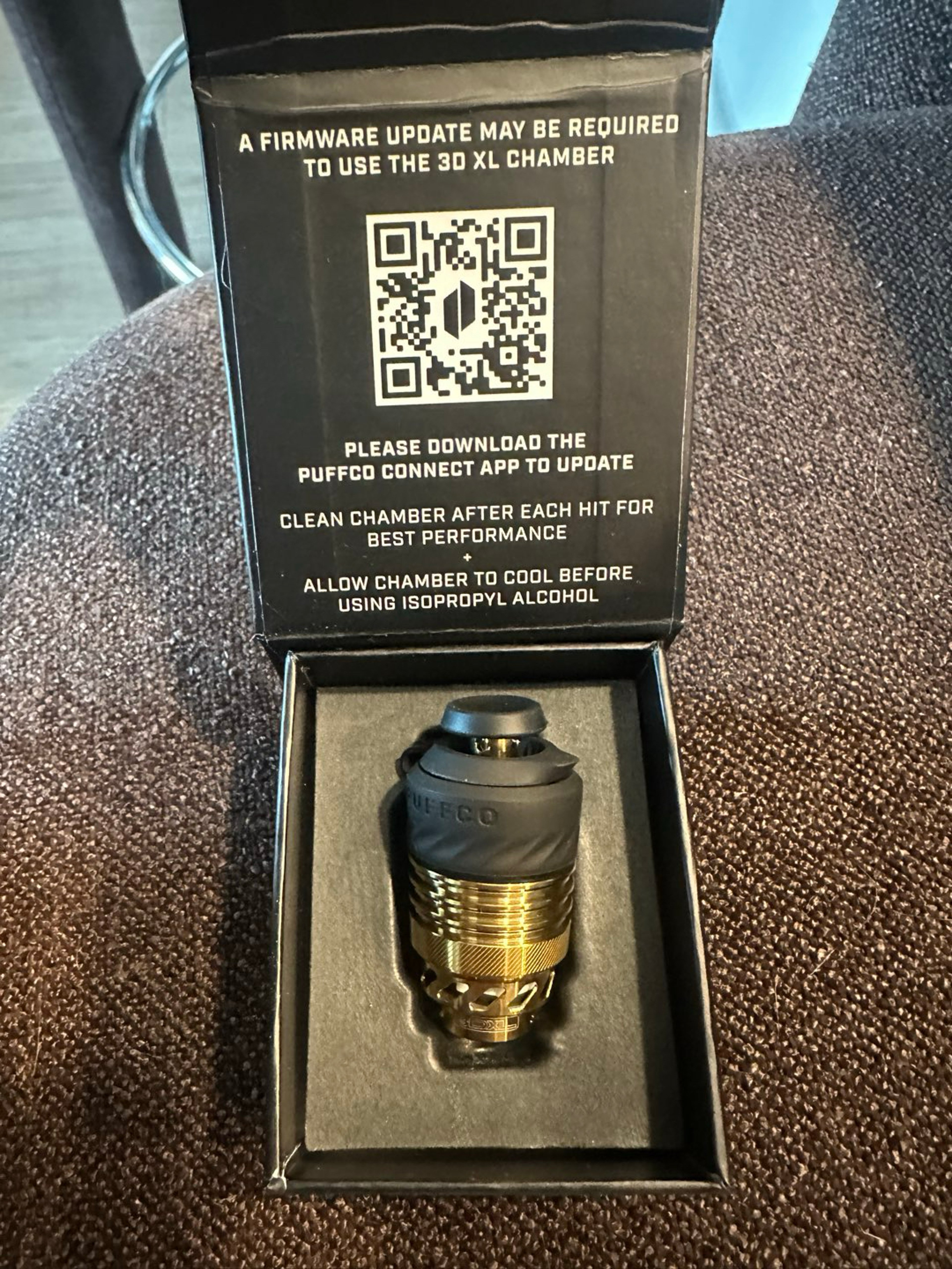 Preview pic of Puffco Peak Pro 3DXL Chamber – Limited Edition Gold with Joystick Cap