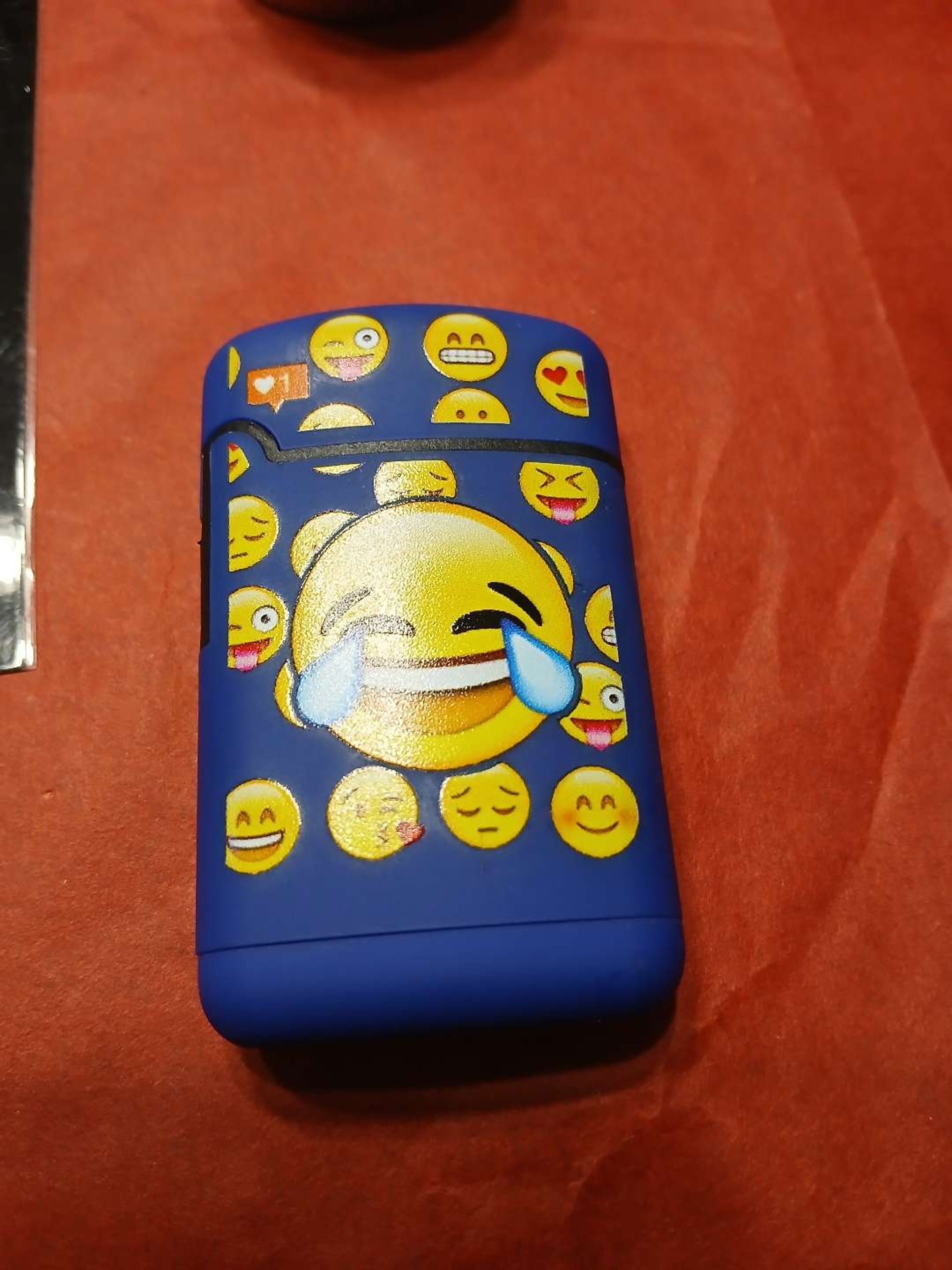 Preview pic of Smiley Face Refillable Torch Lighter