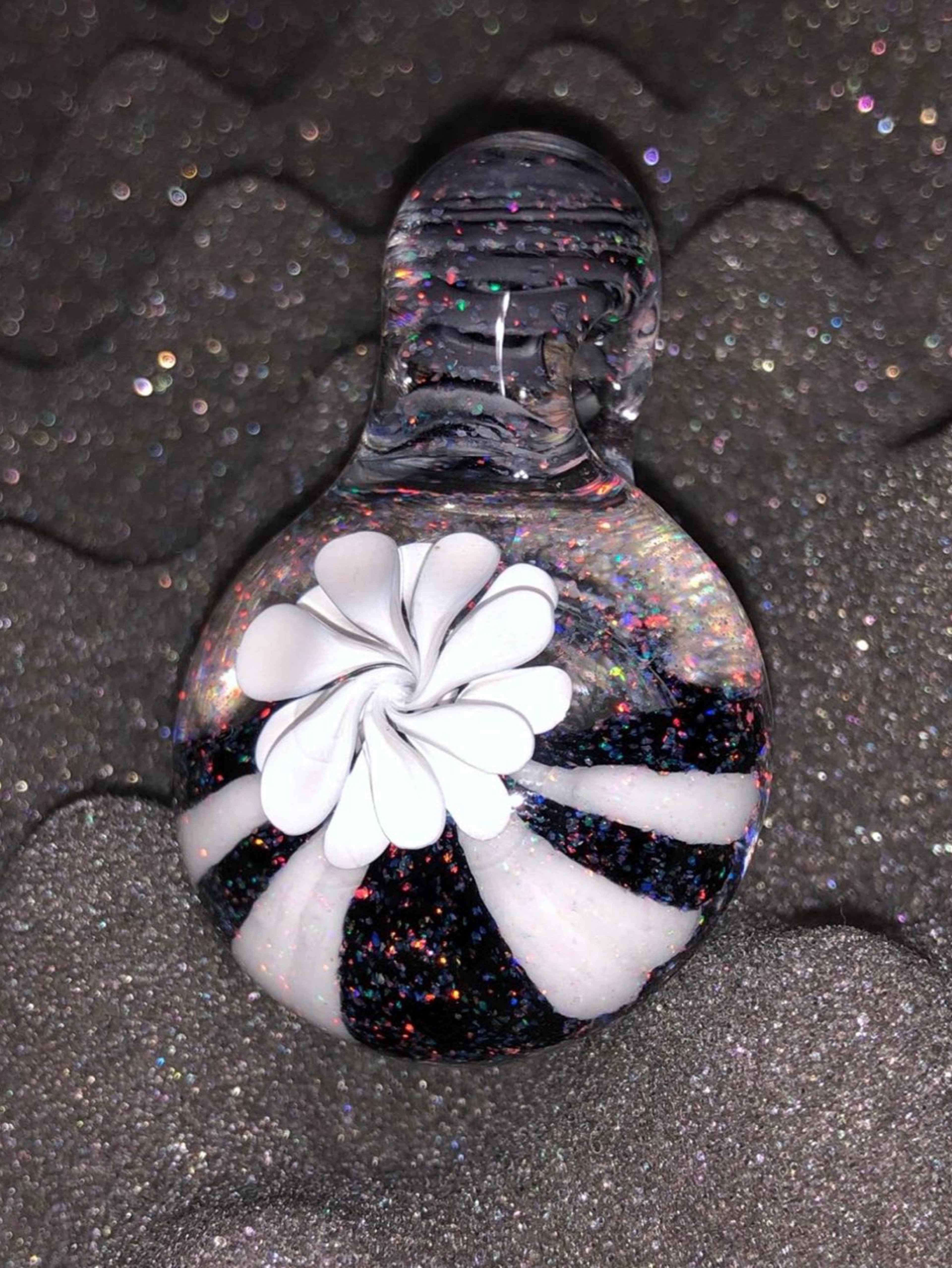 Preview pic of Sap Glass Crushed Opal Pendant