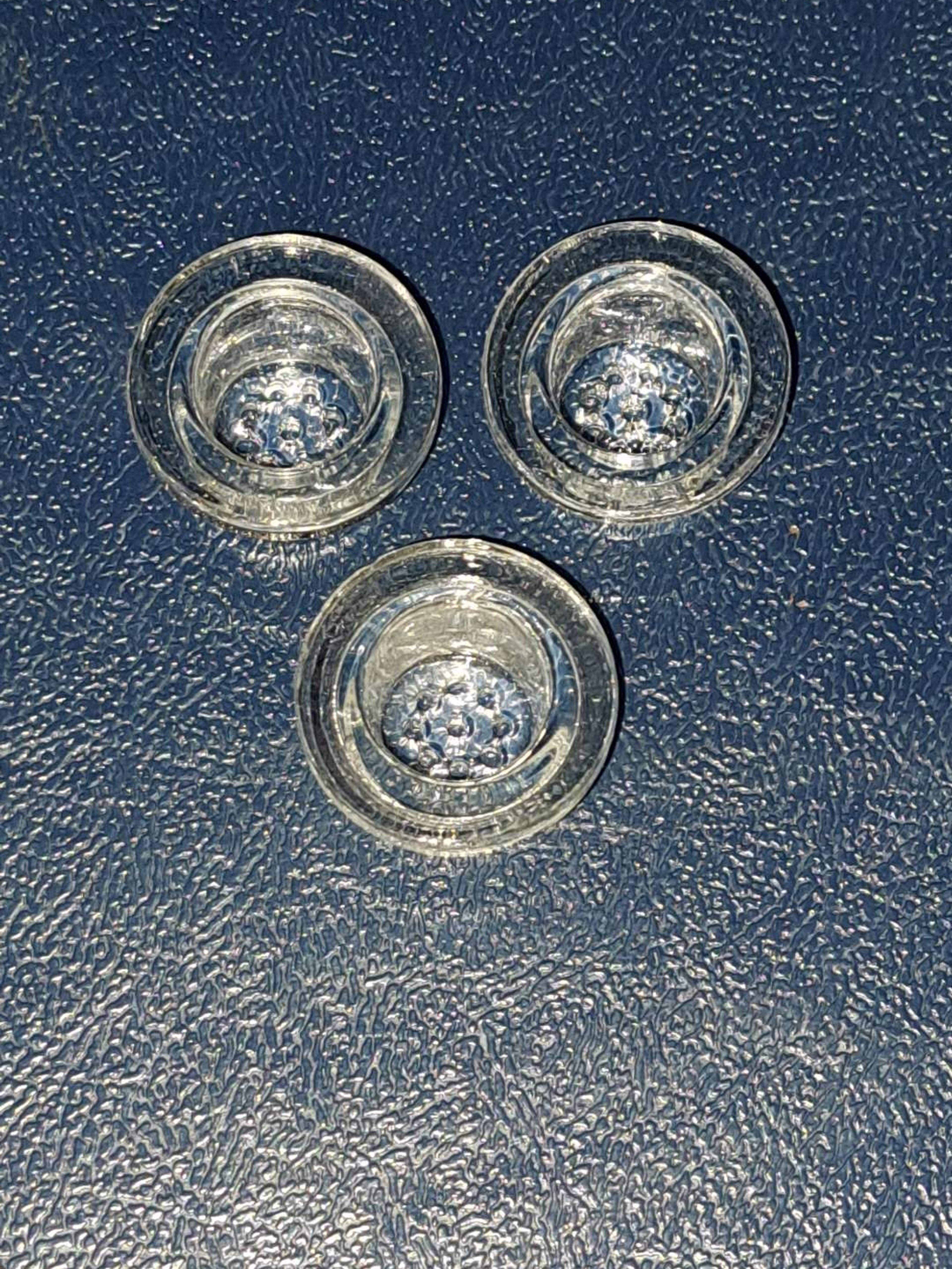 Preview pic of 3 Replacement Screen Bowls for Silicone Pipee Heavy Quartz