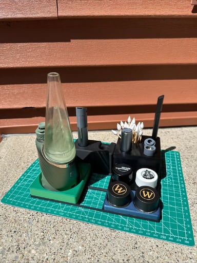 Preview pic of 3d printed puffco bundle stand