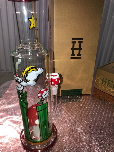 Preview pic of Gaming Flower XL Bong 12”