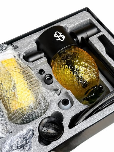 Preview pic of Stundenglass Pineapple globe gravity hookah bong