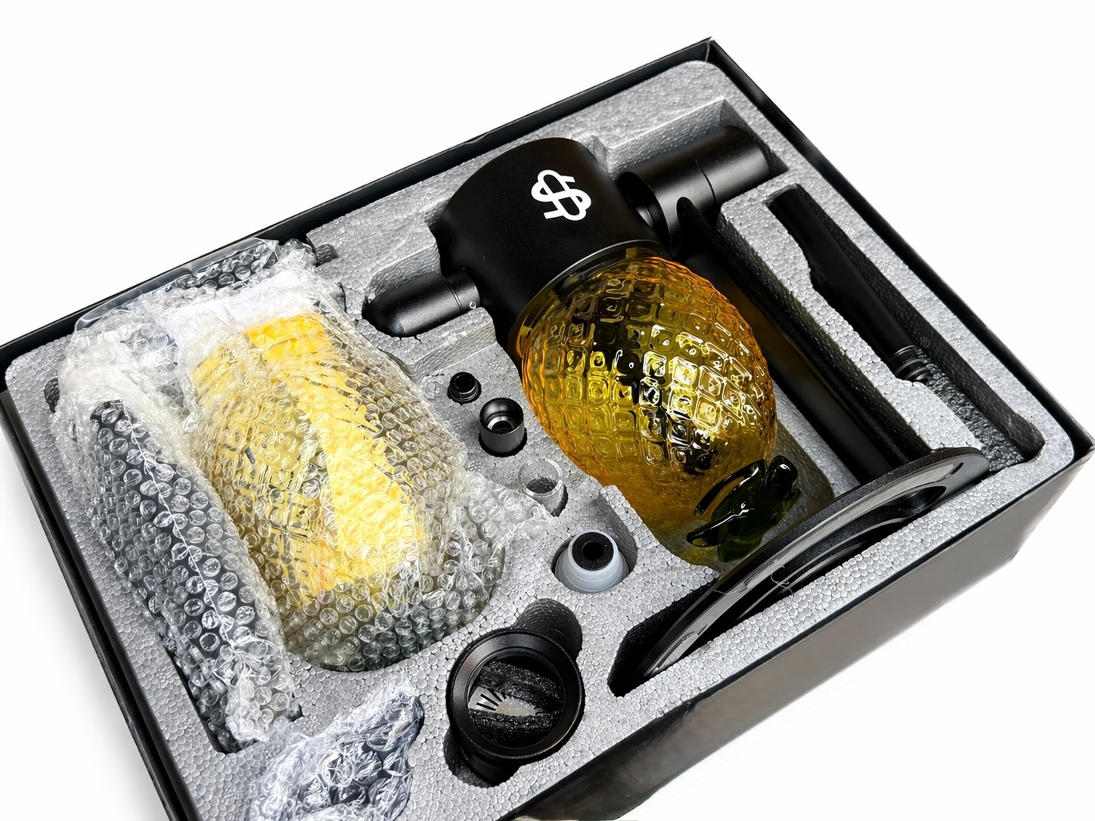 Preview pic of Stundenglass Pineapple globe gravity hookah bong